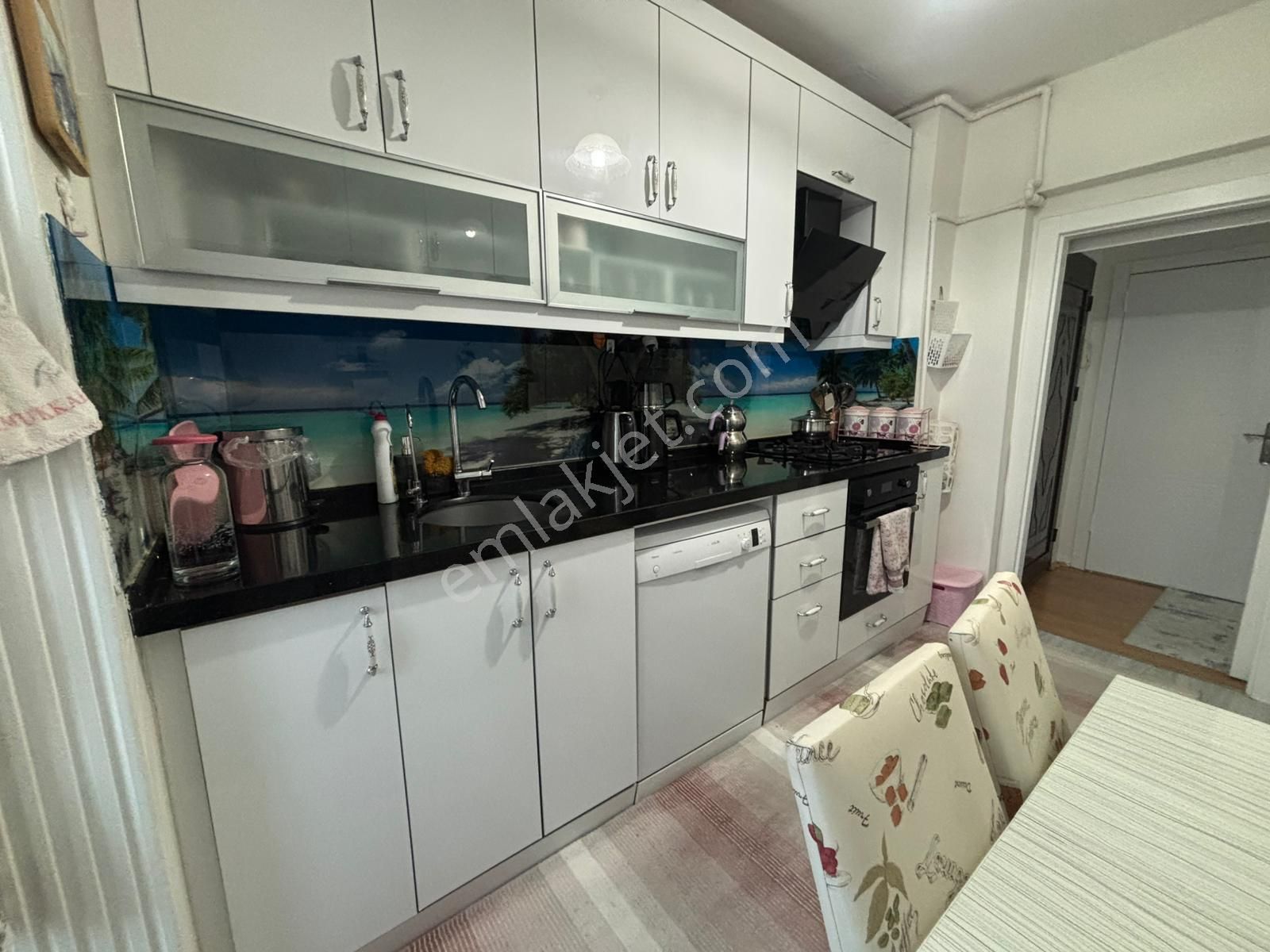 Koza Emlak'tan Mareşal Çakmak Mahalesinde Kilerli Ara Katta Full Yapılı 3+1 Satılık Dairee - Görsel 8