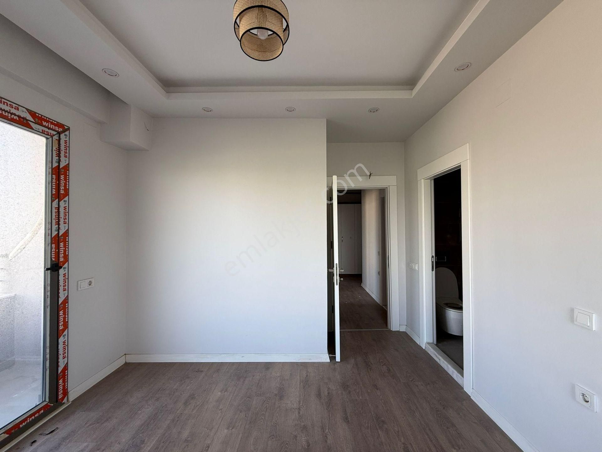 Karınca'dan 75.yıl'da D.gazlı Ankastreli 2+1 Satılık Daire! - Görsel 13