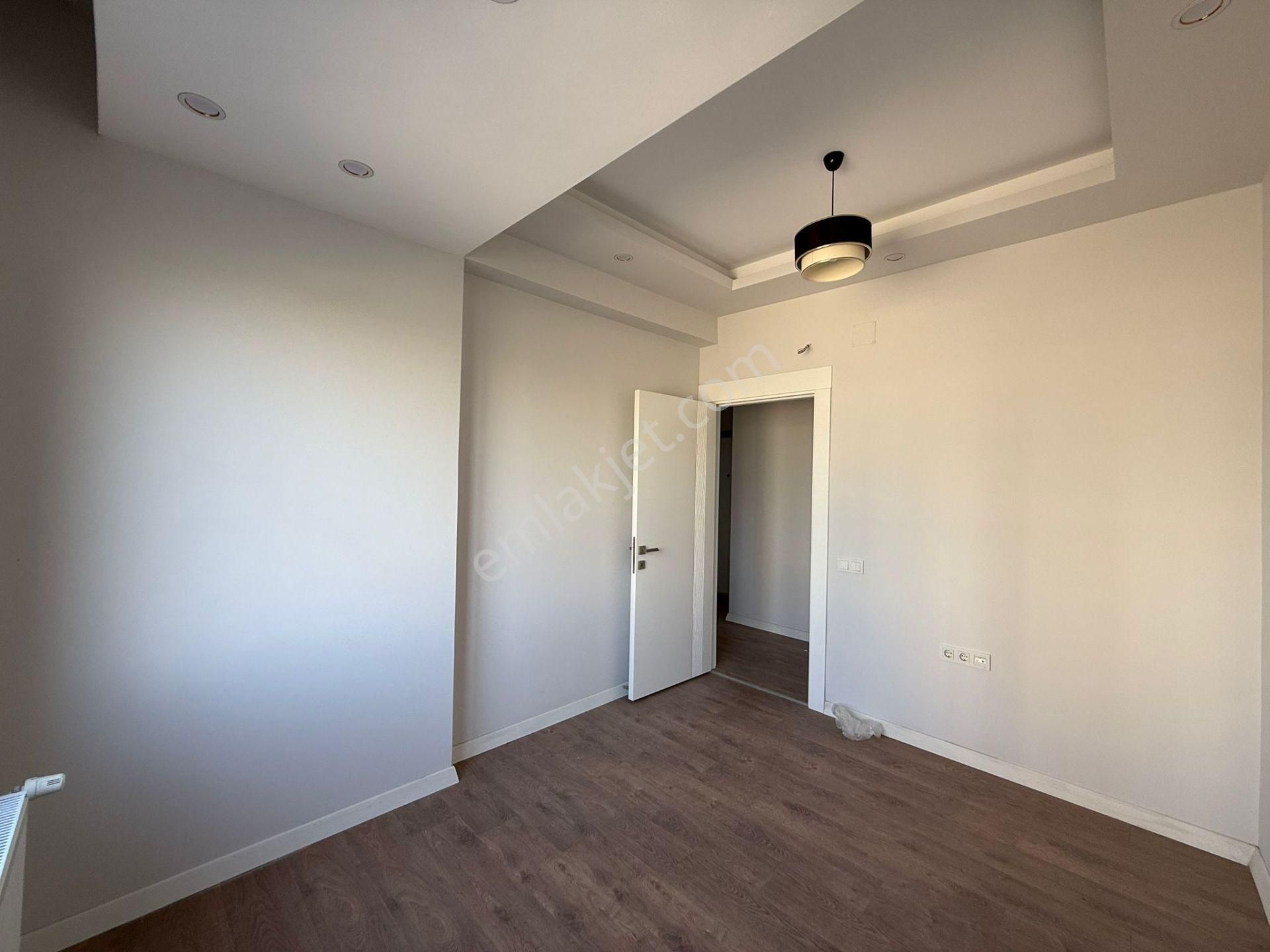 Karınca'dan 75.yıl'da D.gazlı Ankastreli 2+1 Satılık Daire! - Görsel 15