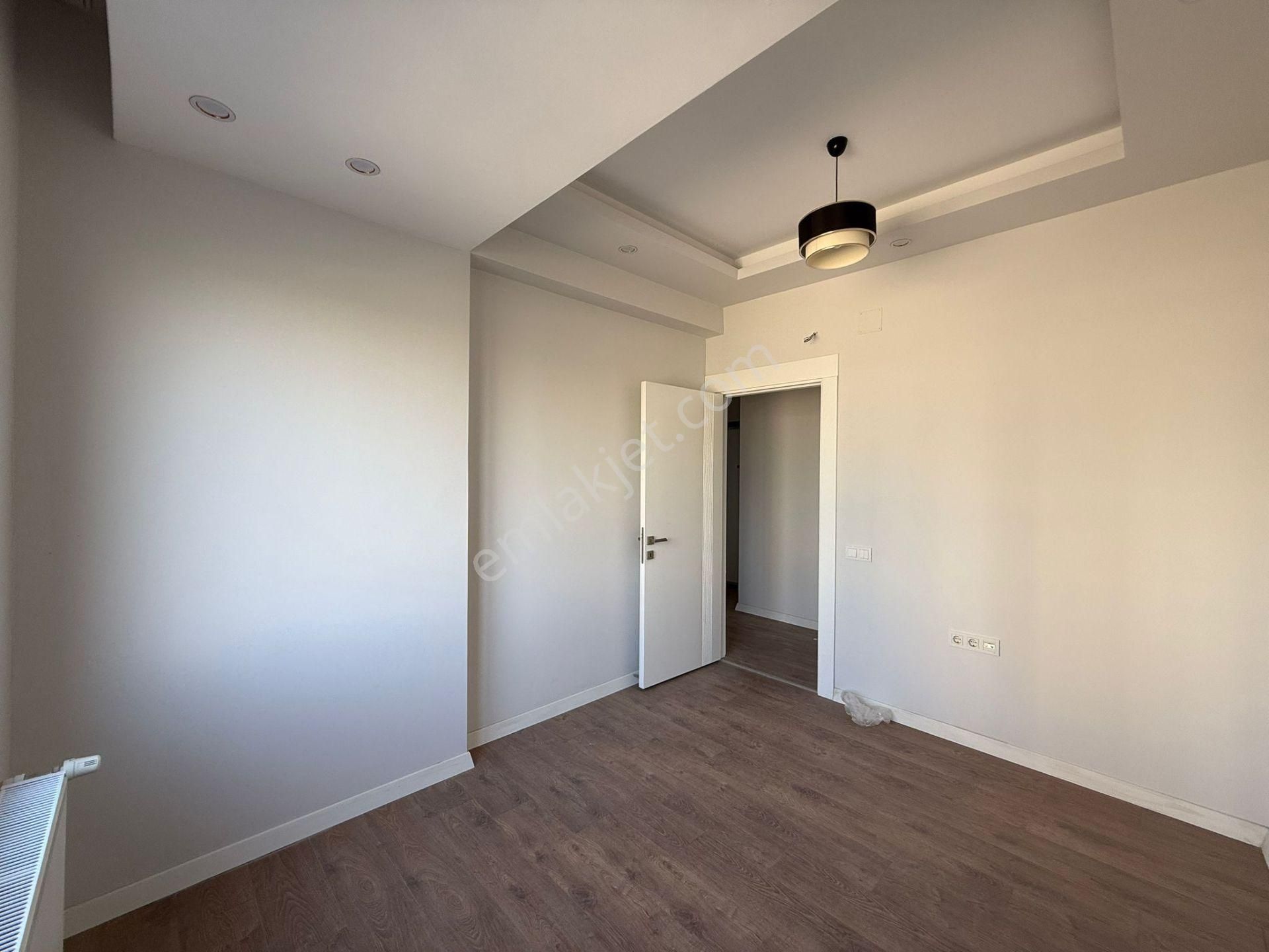 Karınca'dan 75.yıl'da D.gazlı Ankastreli 2+1 Satılık Daire! - Görsel 16