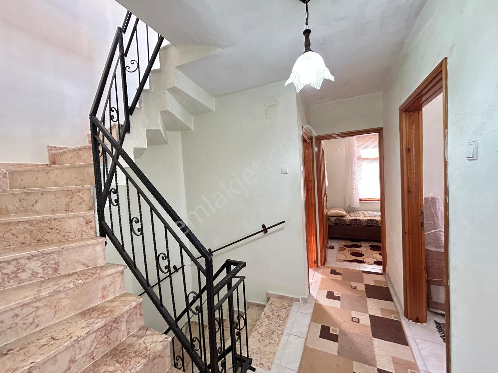 Balıkesir Edremit Akçay Güre Mh. 180m2 6+1 Satılık Villa - Görsel 14