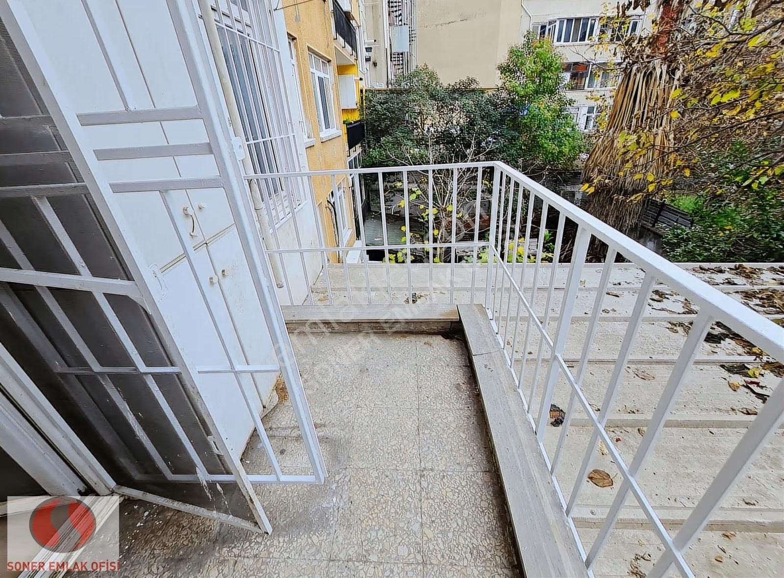 Kadıköy Altıyol Çilek Sokakta 2.5+1 Kiralık 1 Kat Bakımlı Daire - Görsel 17