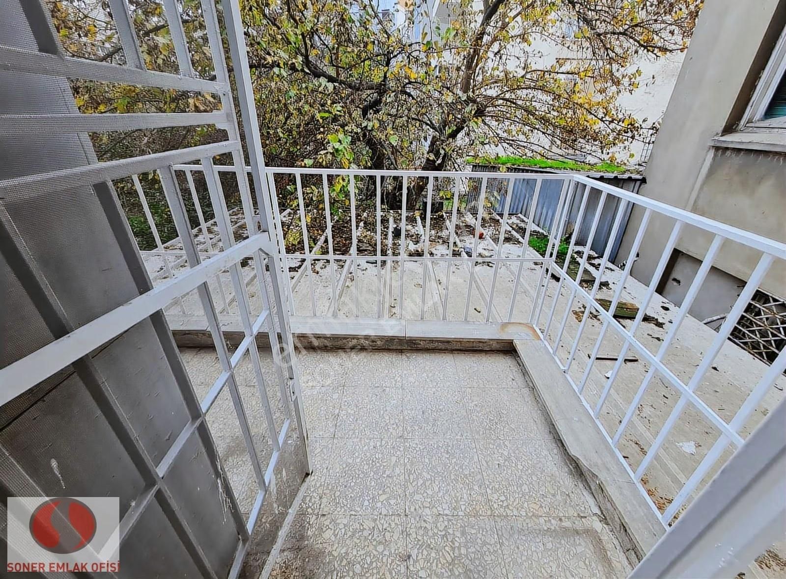 Kadıköy Altıyol Çilek Sokakta 2.5+1 Kiralık 1 Kat Bakımlı Daire - Görsel 20