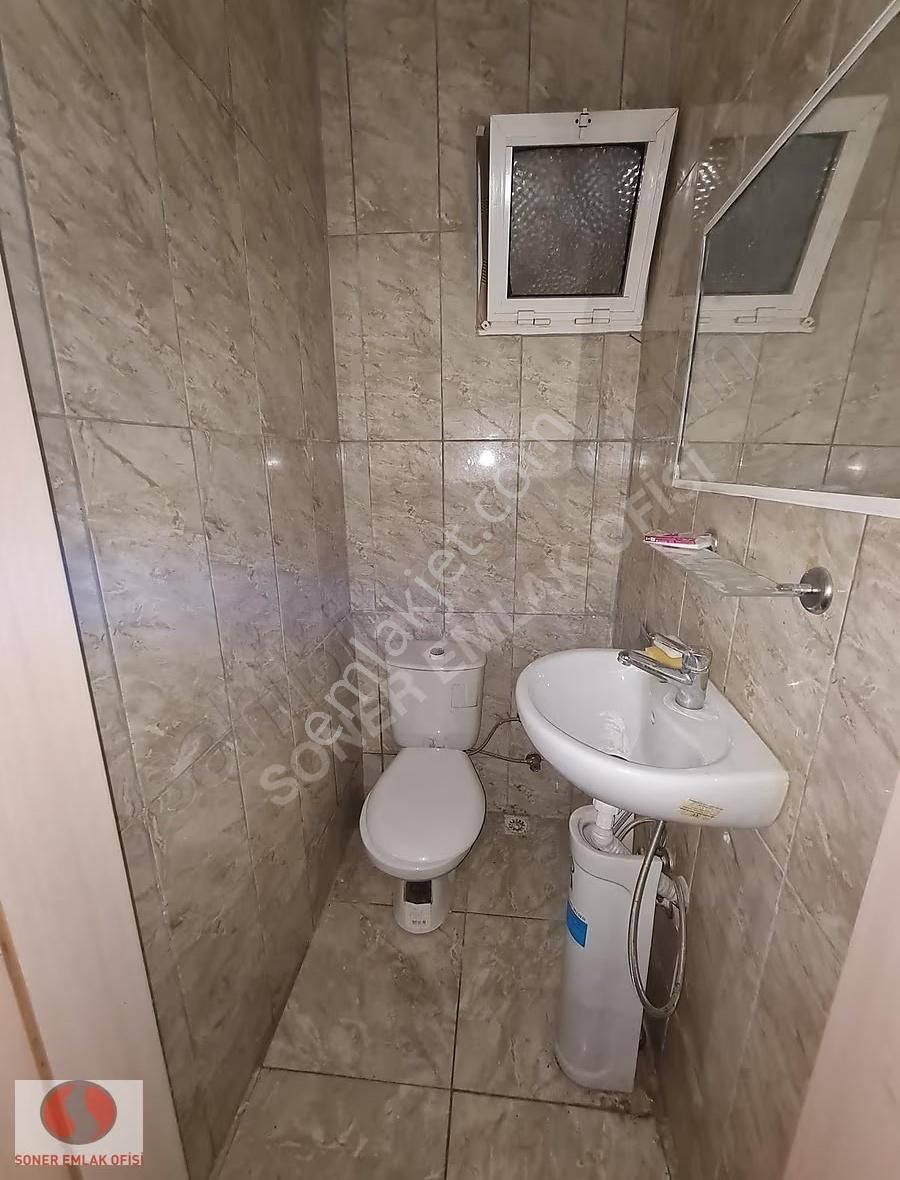 Kadıköy Altıyol Çilek Sokakta 2.5+1 Kiralık 1 Kat Bakımlı Daire - Görsel 18