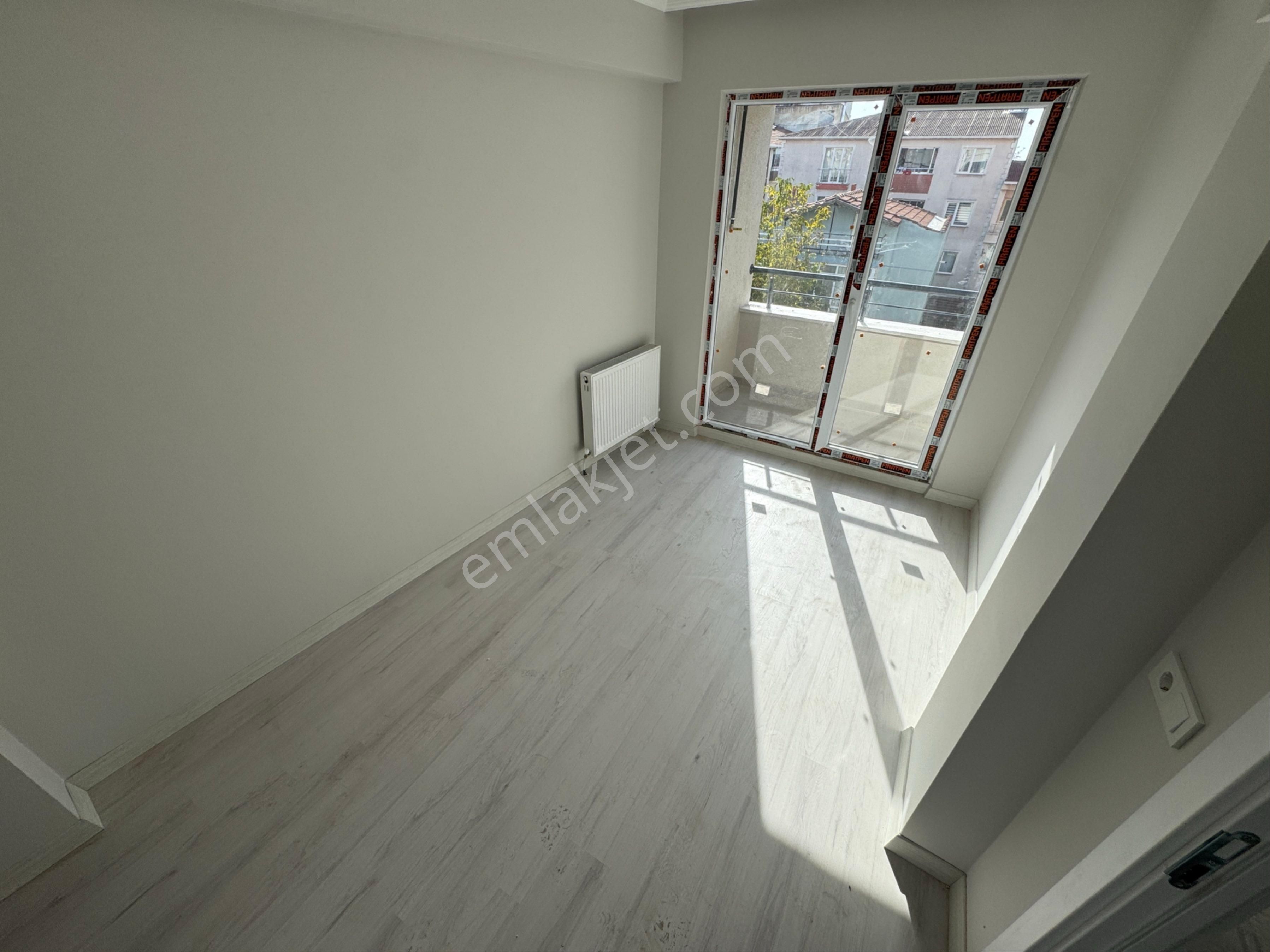 Tekirdağ Süleymanpaşa Çiftlikönü Mahallesi Kiralık 2 + 1 Daire - Görsel 15