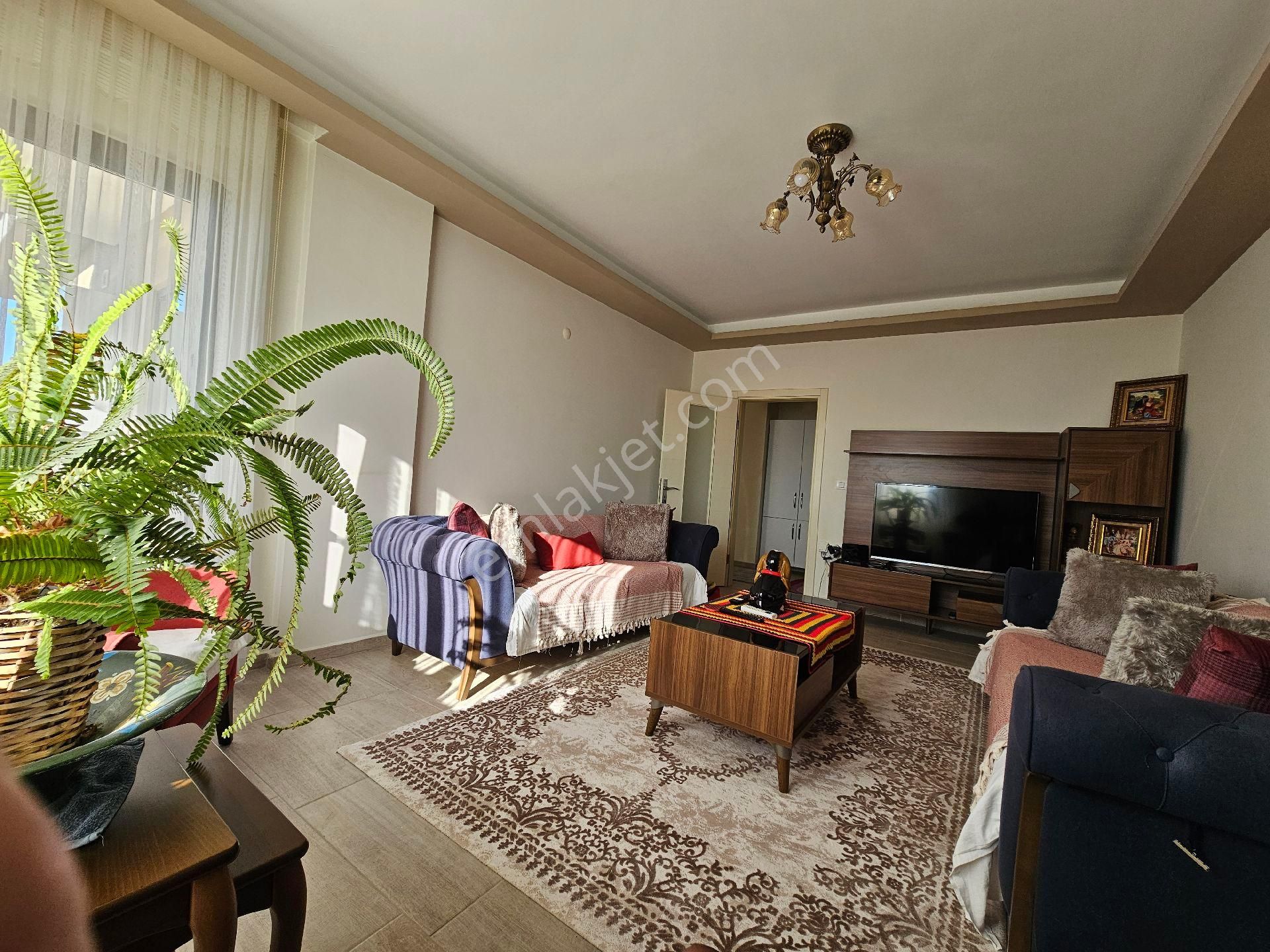 Startkey'den Bahçelievler Akbey Sitesinde 2+1 Satılık Daire - Görsel 4