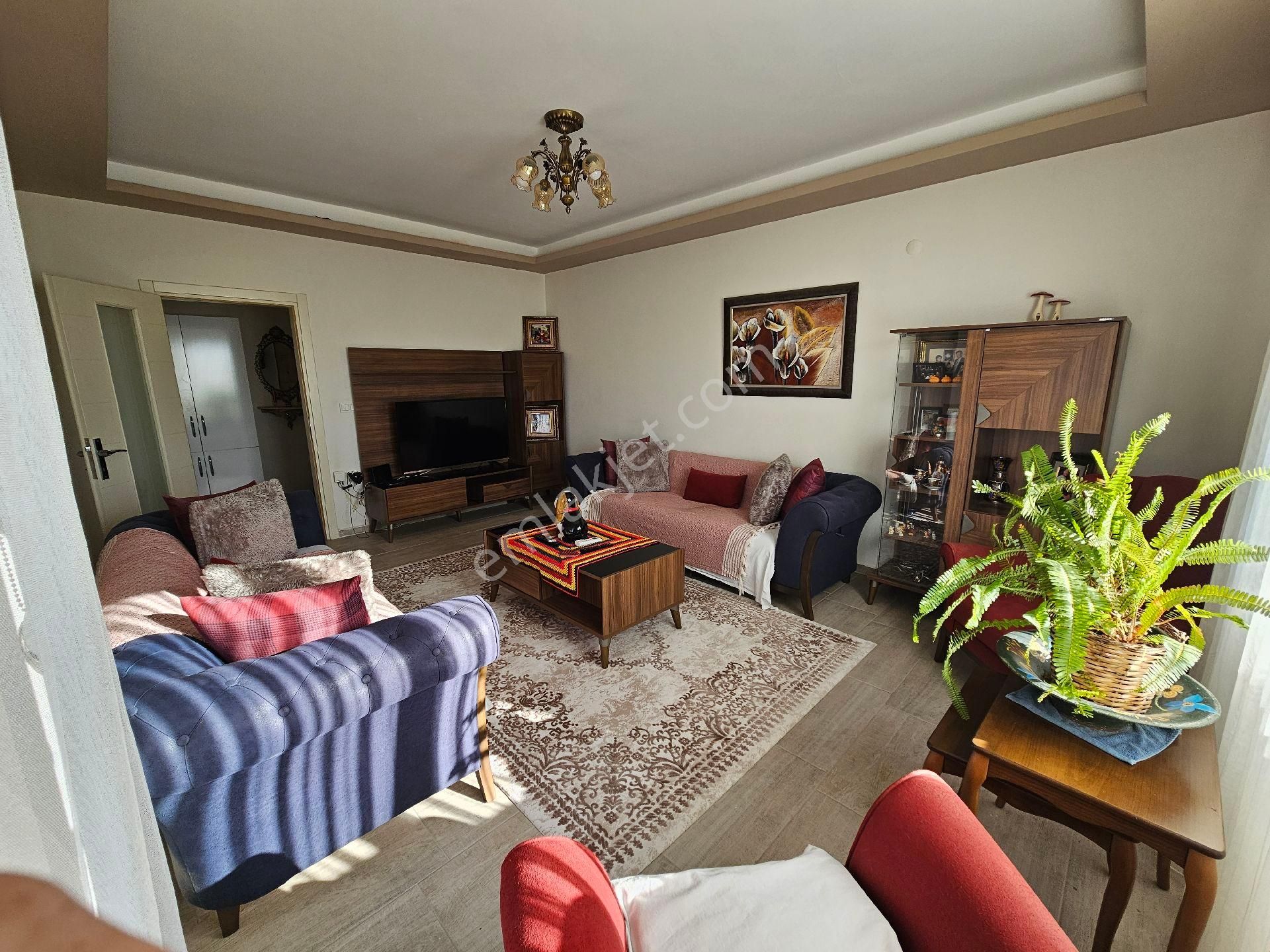 Startkey'den Bahçelievler Akbey Sitesinde 2+1 Satılık Daire - Görsel 3