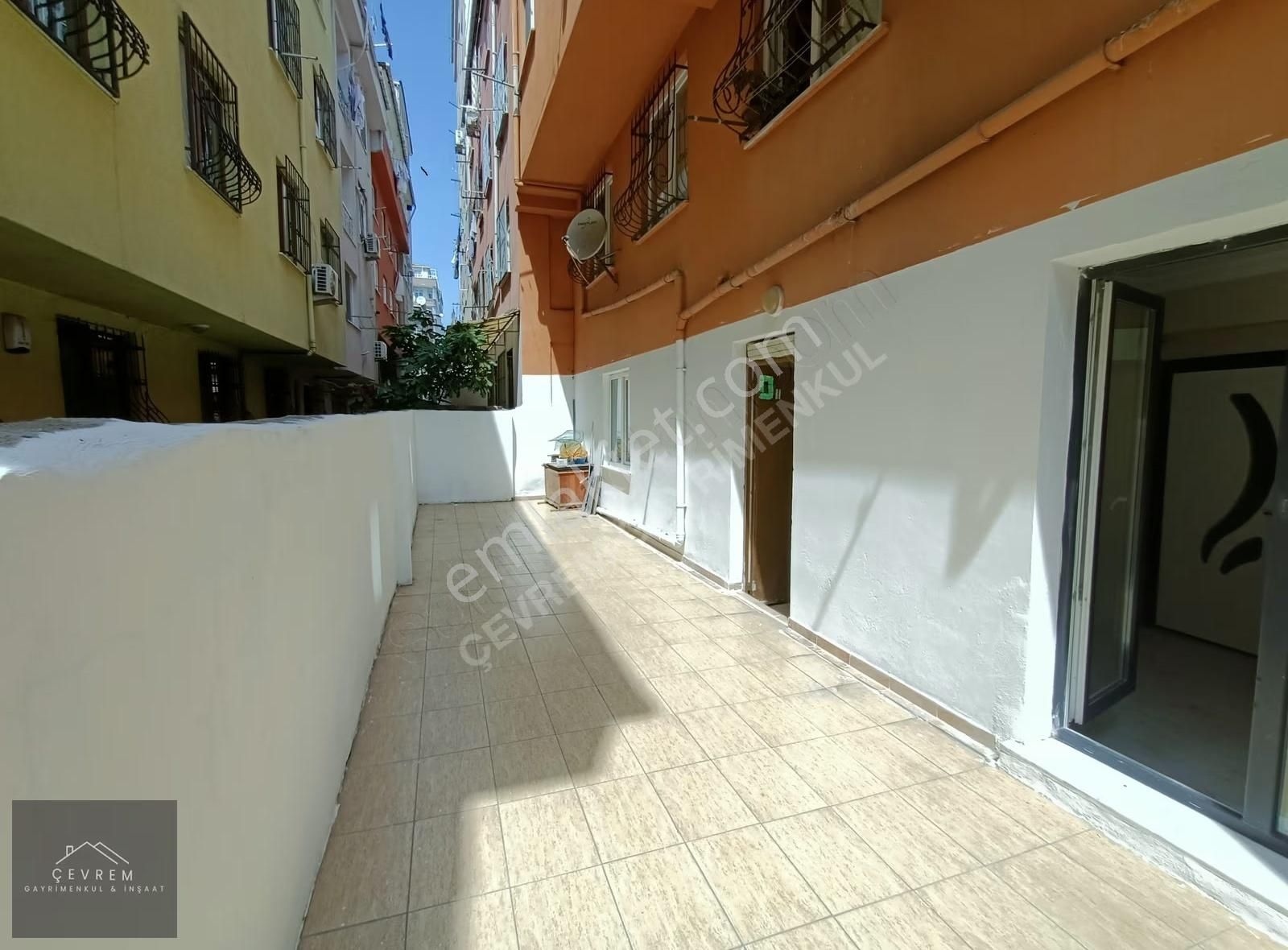 Yeşilova'da Harika Konumda Metrobüse Yakın 3+1 130m² Bahçe Kat - Görsel 14