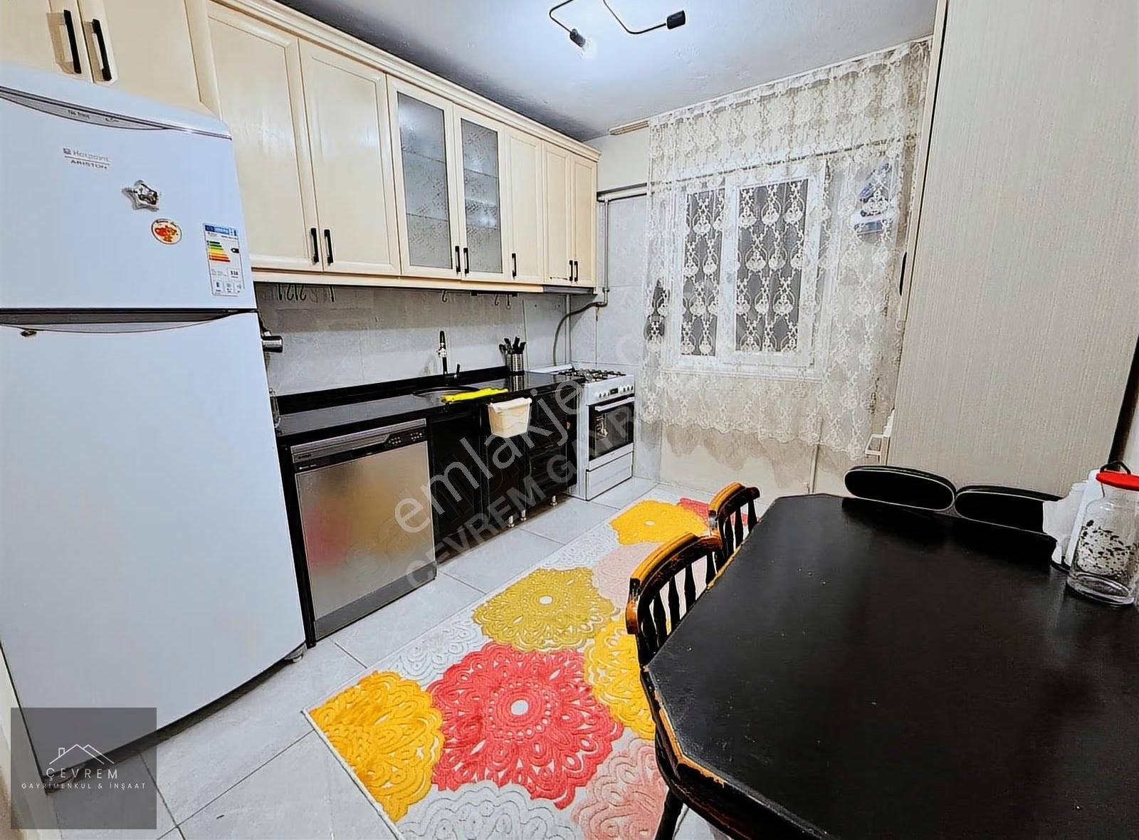 Çevrem Yeşilova'da Metrobüse Çok Yakın Masrafsız 3+1 120m² Daire - Görsel 14