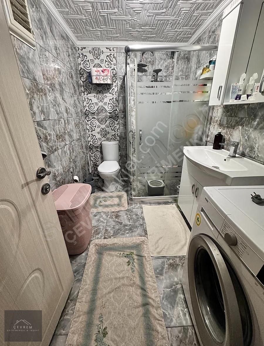 Çevrem Yeşilova'da Metrobüse Çok Yakın Masrafsız 3+1 120m² Daire - Görsel 35