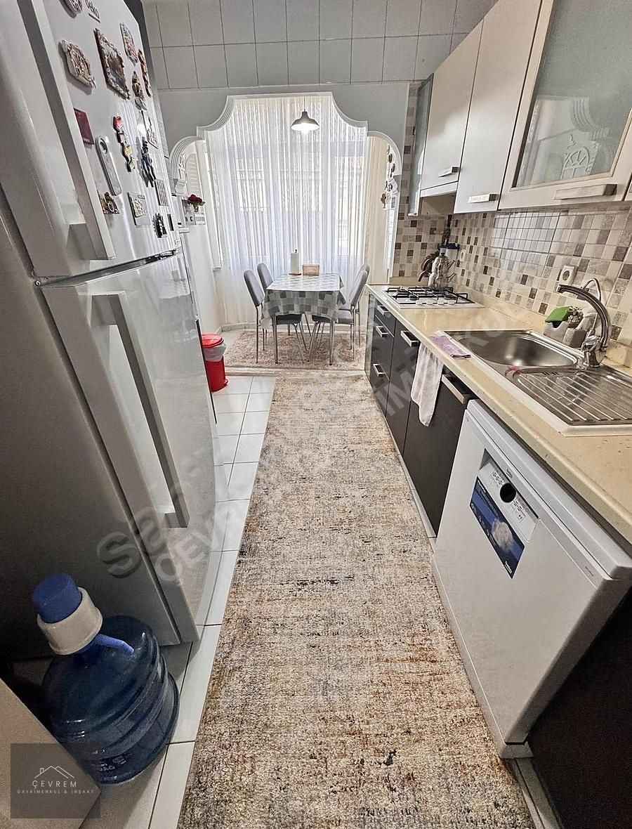 **çevrem** Gültepe'de Metrobüse Yakın Merkezi Konumda 2+1 Daire - Görsel 19