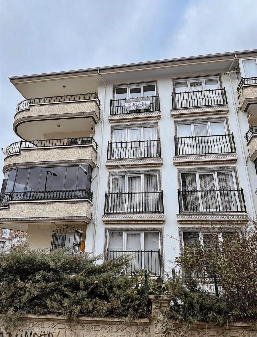 Gölbaşında Geniş Kiralık 3+1 Daire