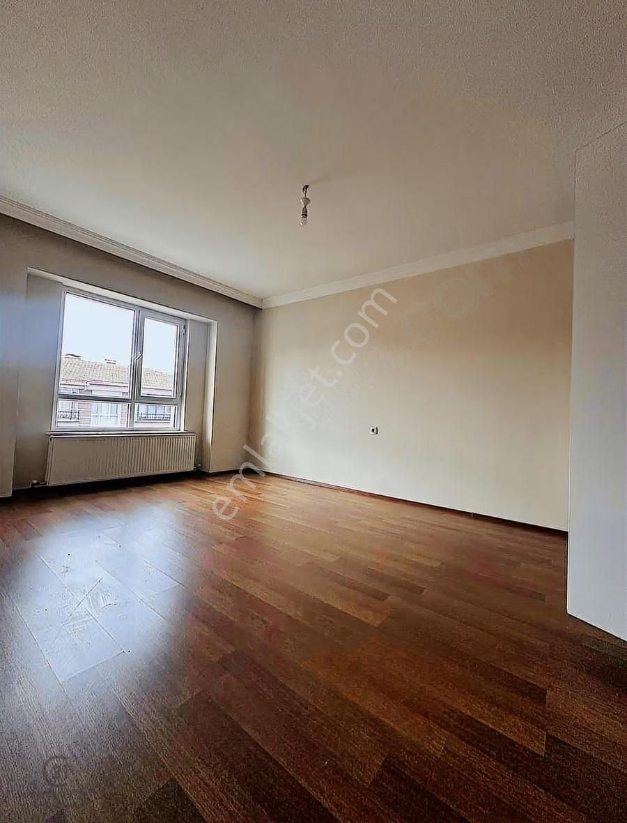 Gölbaşında Geniş Kiralık 3+1 Daire - Görsel 7