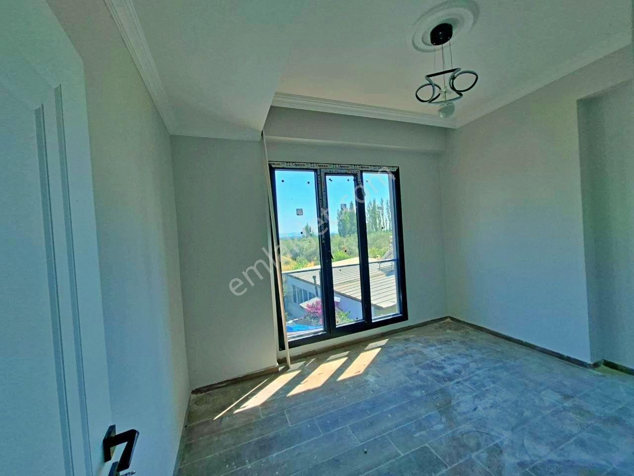Uytundan Zeytinlide Yerden Isıtma Satılık Ultra Lüx 2+1 Daire - Görsel 3