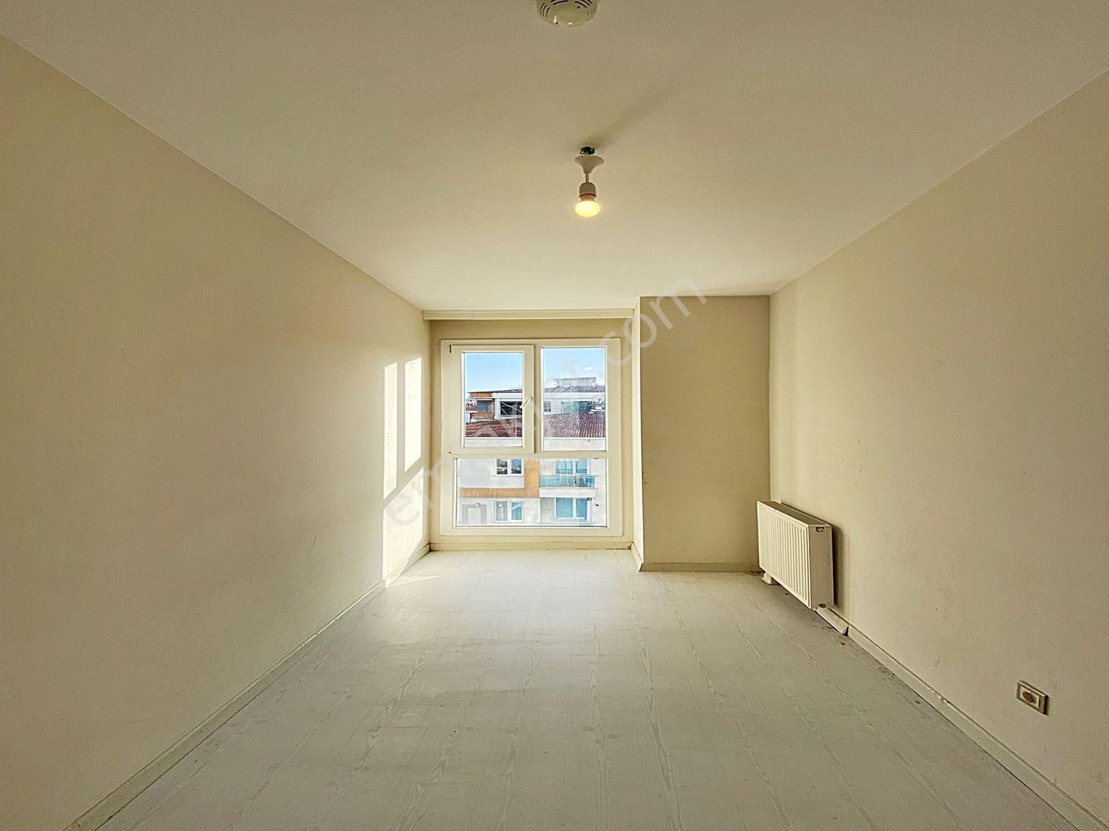 Cadde34 Yapı'dan Kapalı Otoparklı Site İçerisinde 3+1 Eminevime Uygun Satılık Daire - Görsel 13