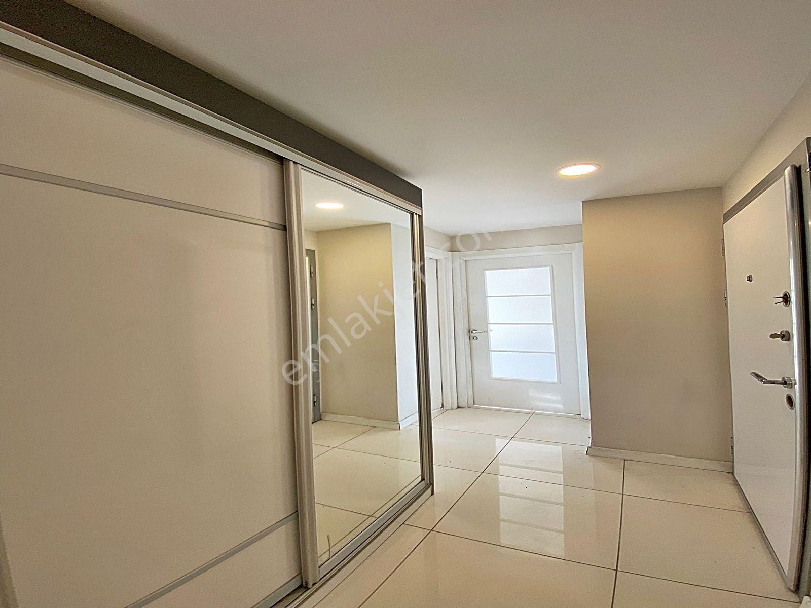 Cadde34 Yapı'dan Kapalı Otoparklı Site İçerisinde 3+1 Eminevime Uygun Satılık Daire - Görsel 19