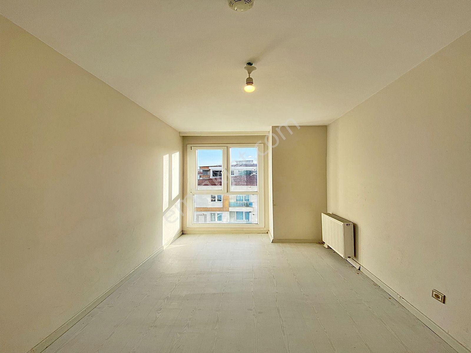 Cadde34 Yapı'dan Kapalı Otoparklı Site İçerisinde 3+1 Eminevime Uygun Satılık Daire - Görsel 9