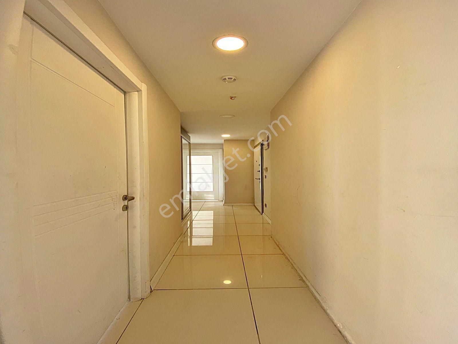 Cadde34 Yapı'dan Kapalı Otoparklı Site İçerisinde 3+1 Eminevime Uygun Satılık Daire - Görsel 25