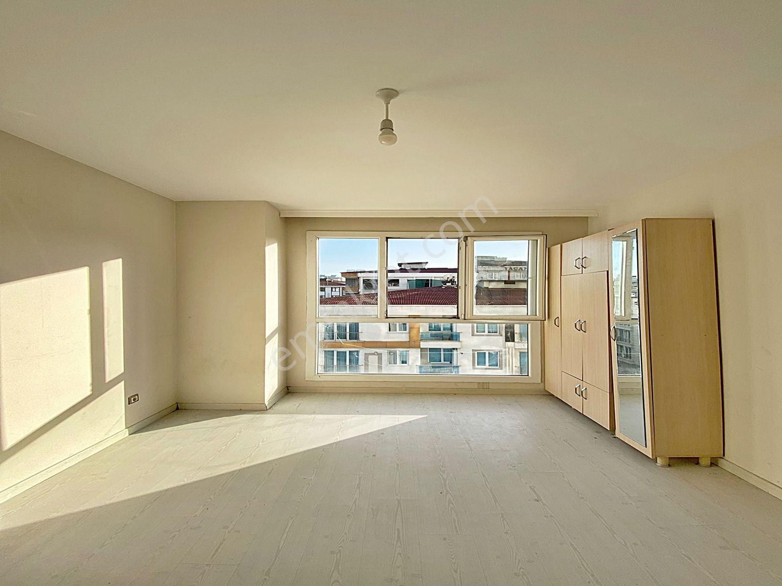 Cadde34 Yapı'dan Kapalı Otoparklı Site İçerisinde 3+1 Eminevime Uygun Satılık Daire - Görsel 18