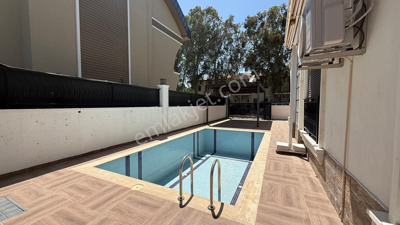 Belekte Satılık 4+1 Tripleks Villa Özel Bahçeli Ve Havuzlu - Görsel 32