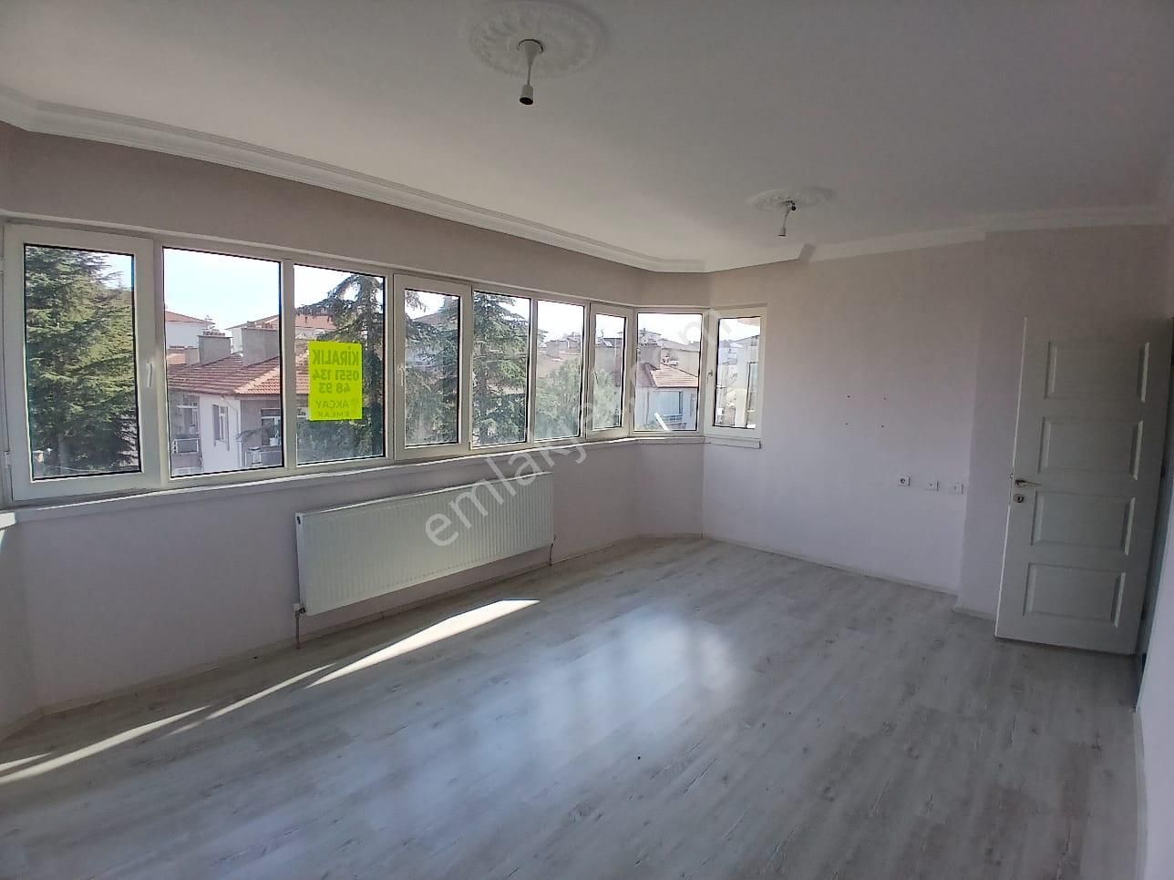 Akçay Emlak'tan Akşehir Koşuyolunda Komple Bakımlı Kiralık 3+1 Daire - Görsel 8