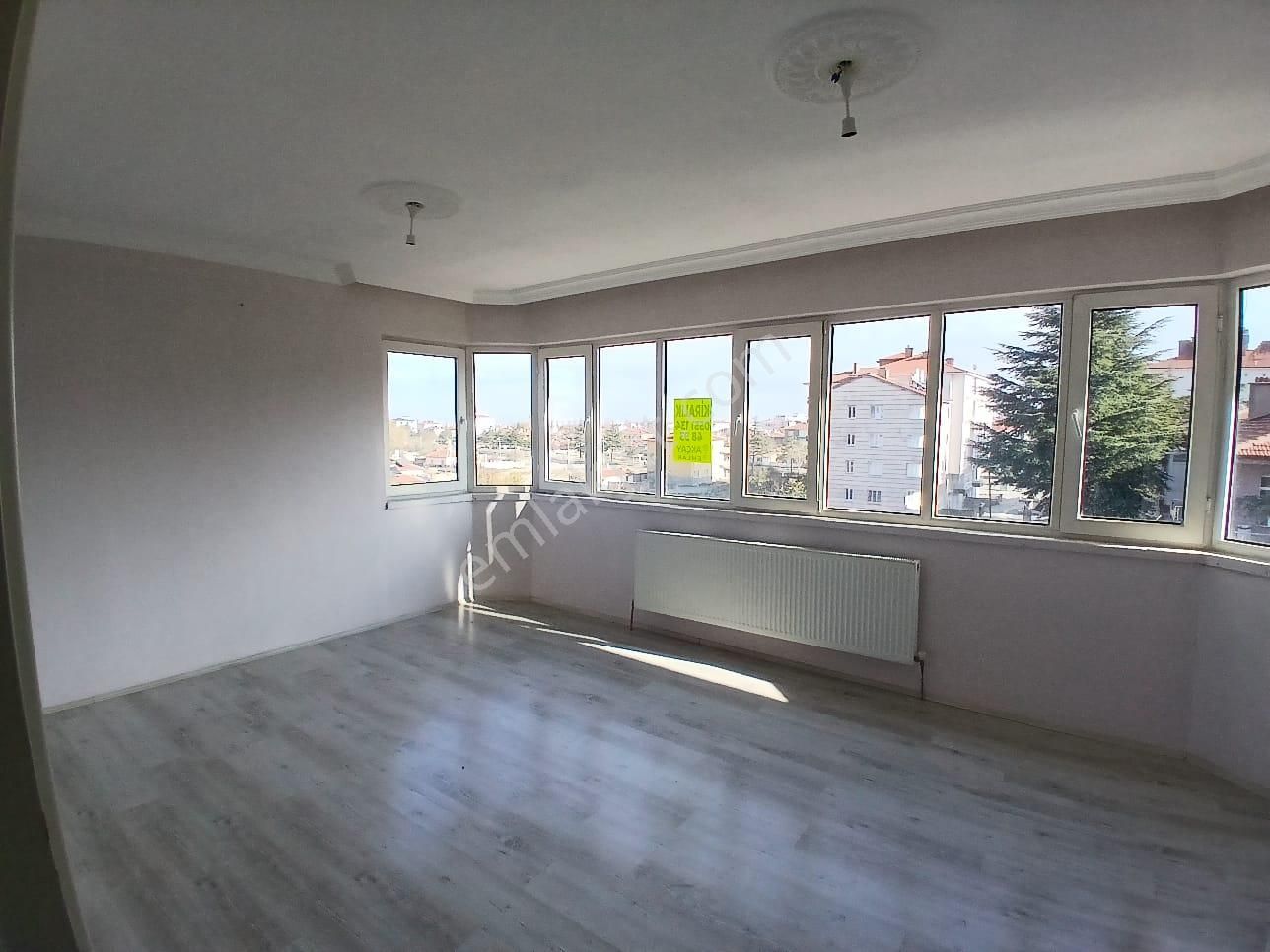 Akçay Emlak'tan Akşehir Koşuyolunda Komple Bakımlı Kiralık 3+1 Daire - Görsel 6