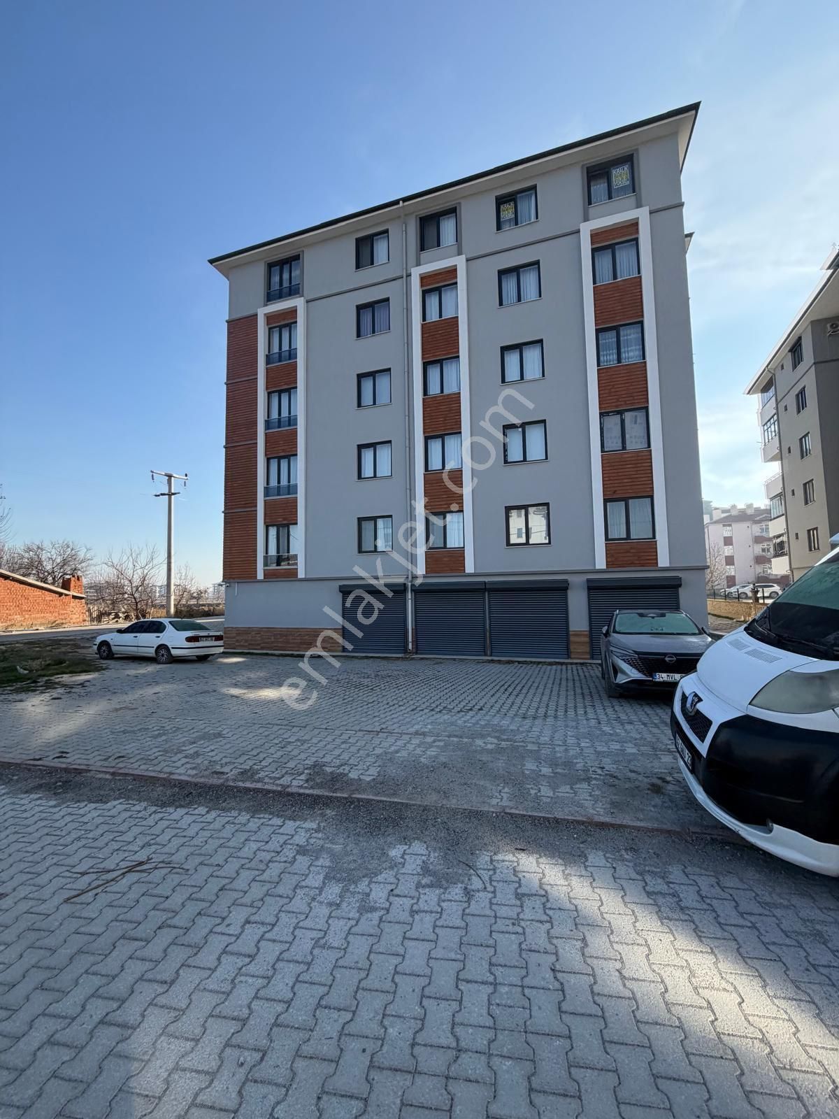 Yüksel Emlaktan Yarenler Mahallesinde Kiralık Daire - Görsel 2