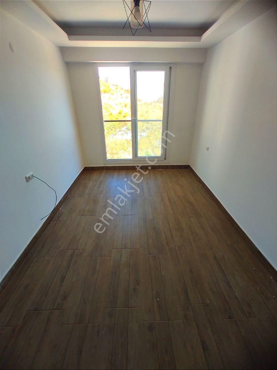 Eşin Golf Resort Sitesinde 1+1 55 M² En Üst Kat Sıfır Daire - Görsel 13