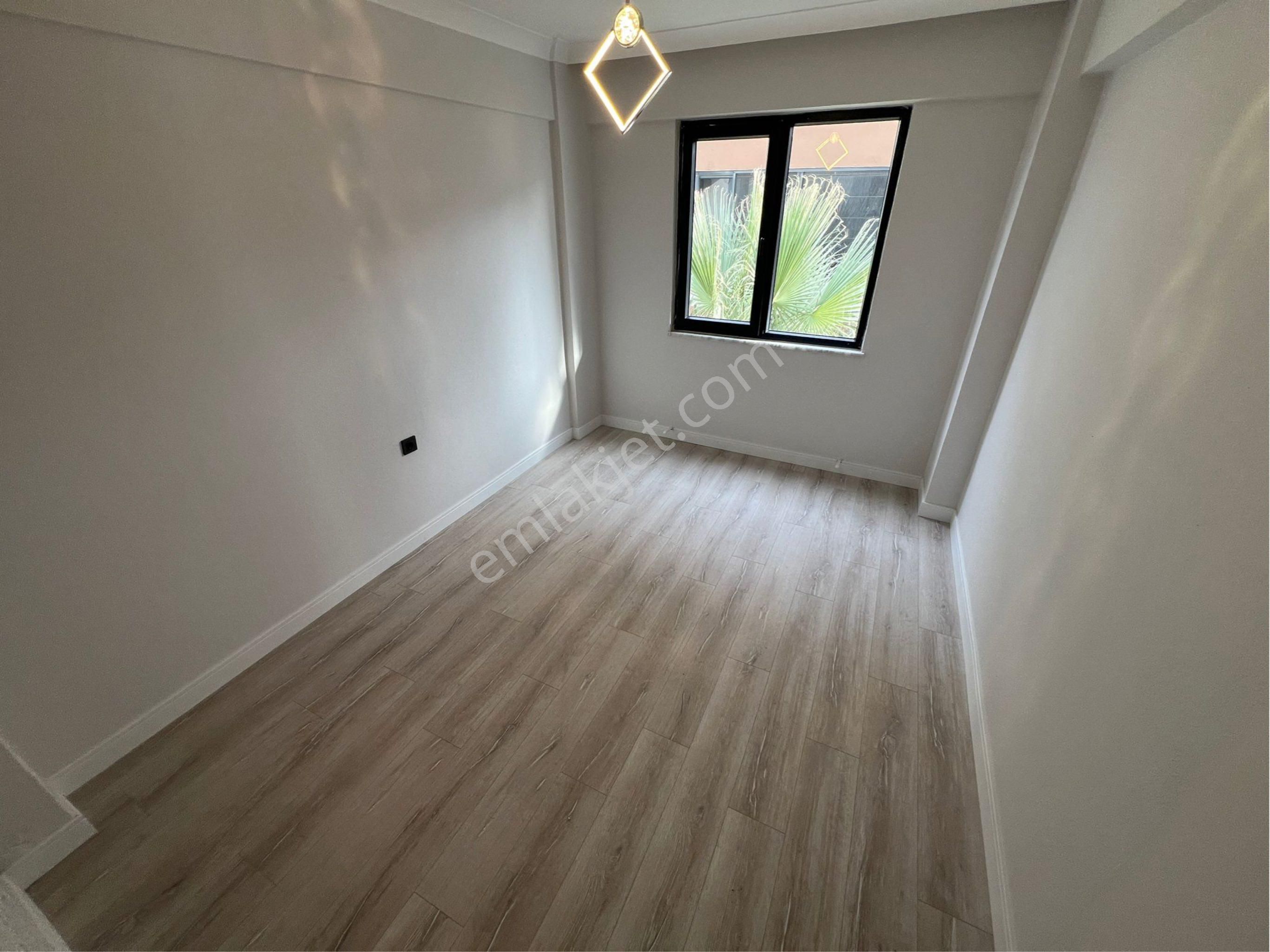 Cemre Emlak'tan Lüx Full Yenilenmiş Ayrı Mutfak Satılık 2+1 Daire - Görsel 33