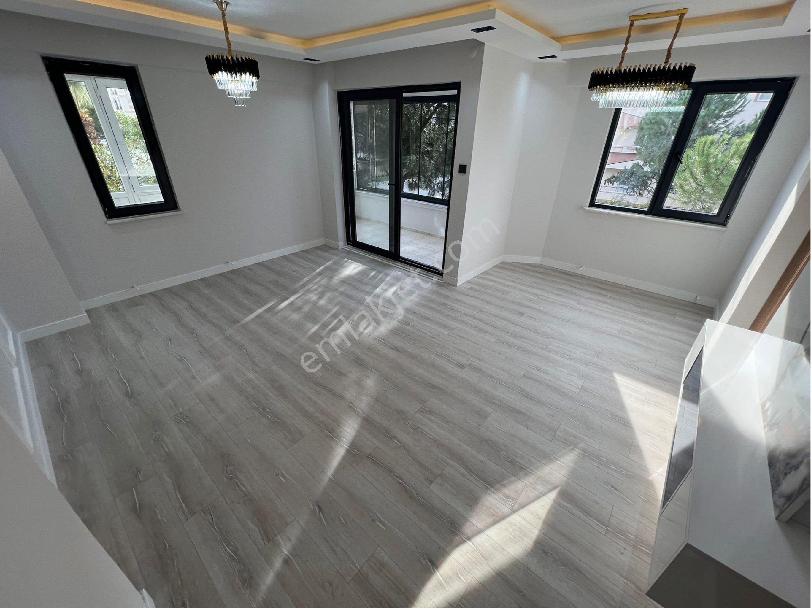Cemre Emlak'tan Lüx Full Yenilenmiş Ayrı Mutfak Satılık 2+1 Daire - Görsel 19