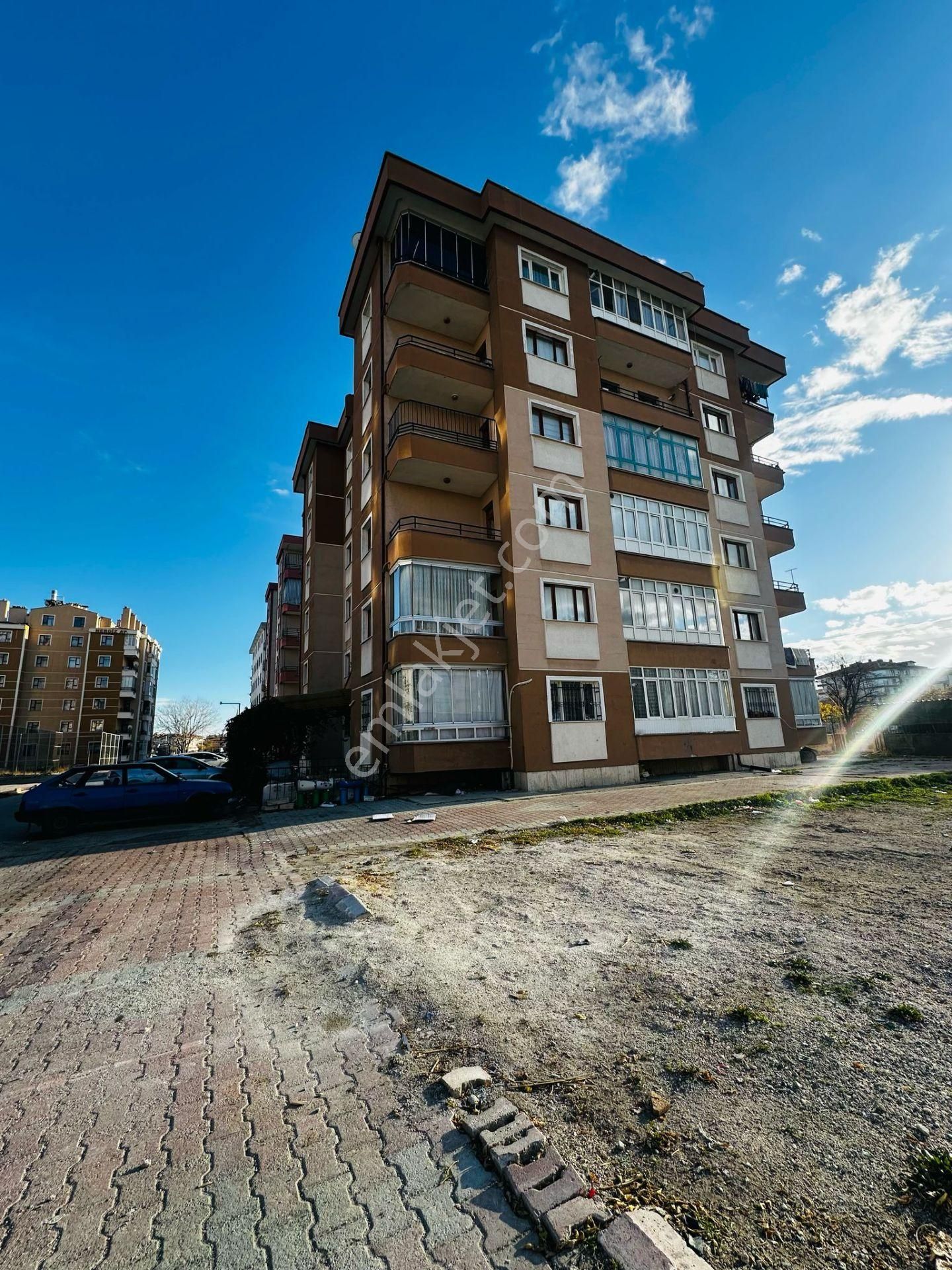 Erenler Mh Hasköy Sit'de Satılık Arakat 4+1 Bakımlı Geniş Daire - Görsel 26