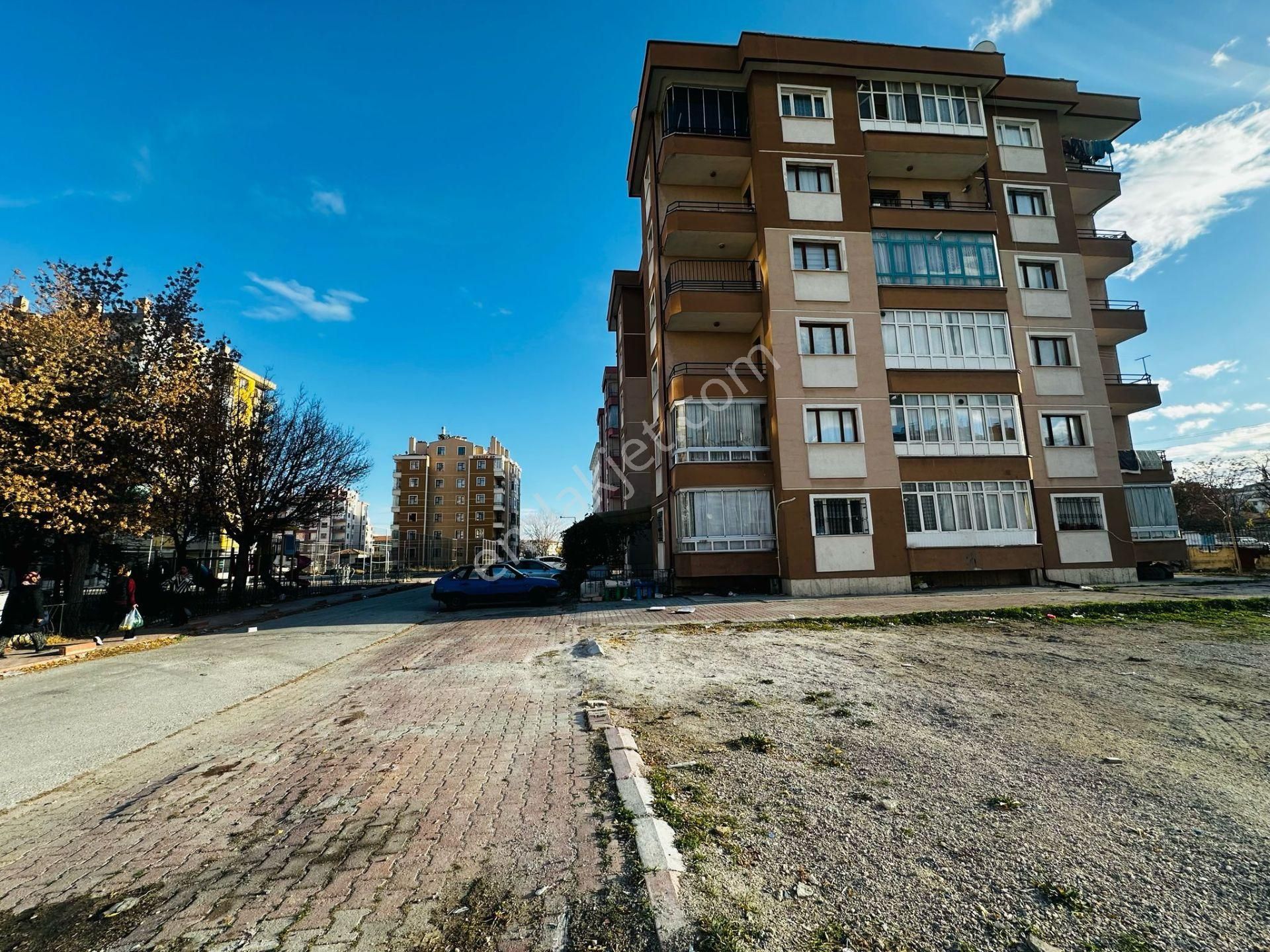 Erenler Mh Hasköy Sit'de Satılık Arakat 4+1 Bakımlı Geniş Daire - Görsel 27