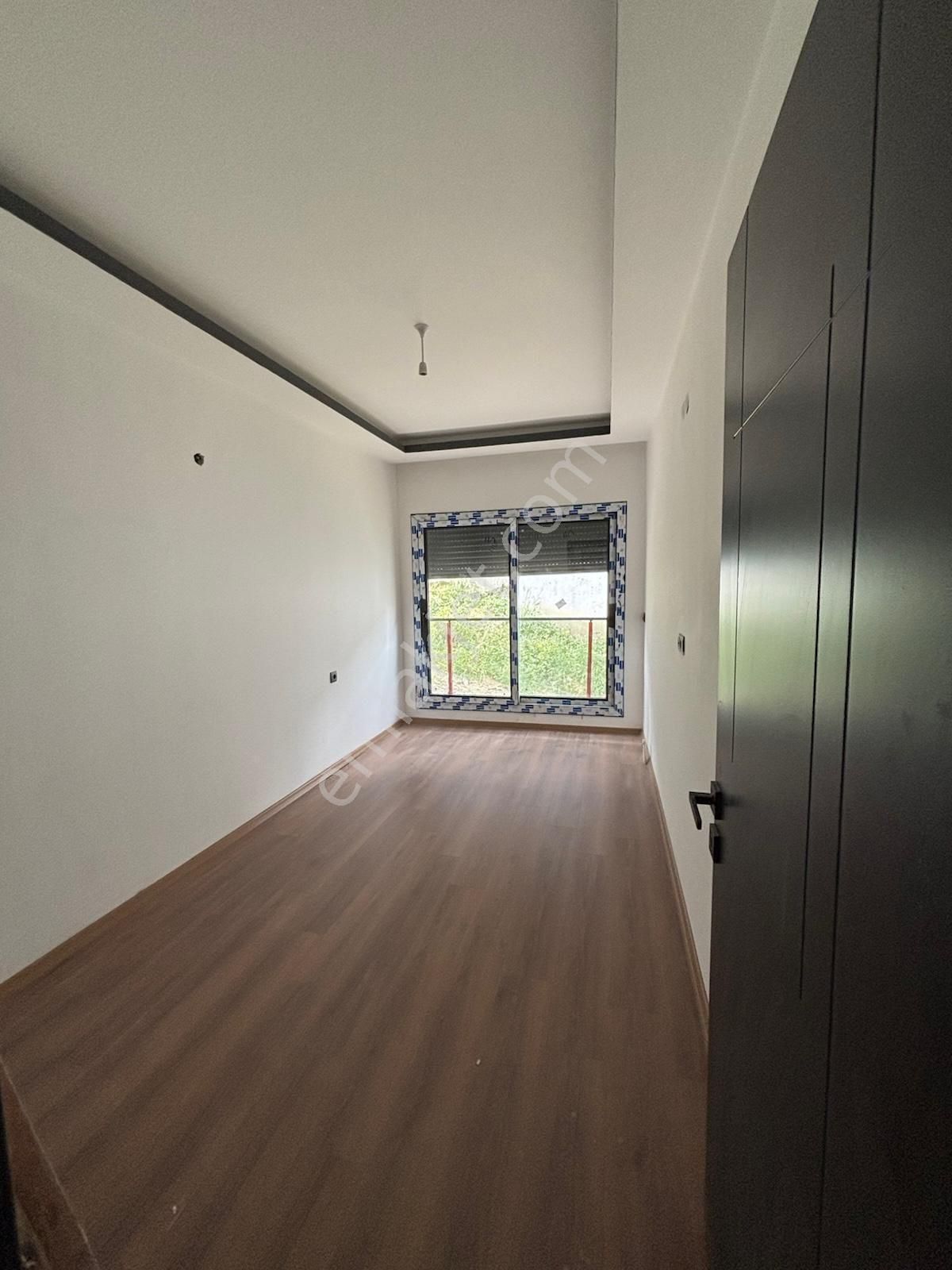 Kuşadası Merkezde Satilik 1+1 Daire - Görsel 5