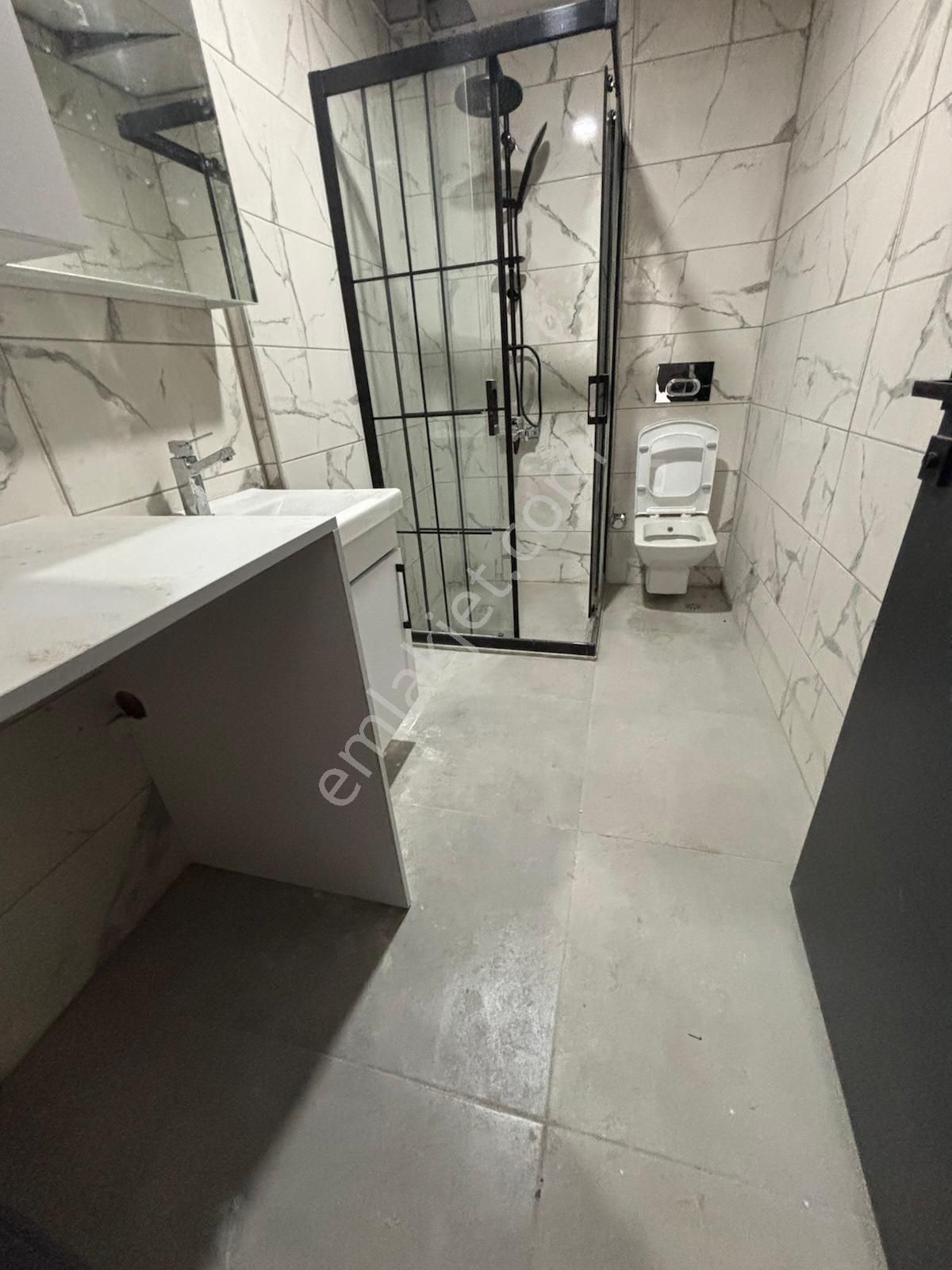 Kuşadası Merkezde Satilik 1+1 Daire - Görsel 4