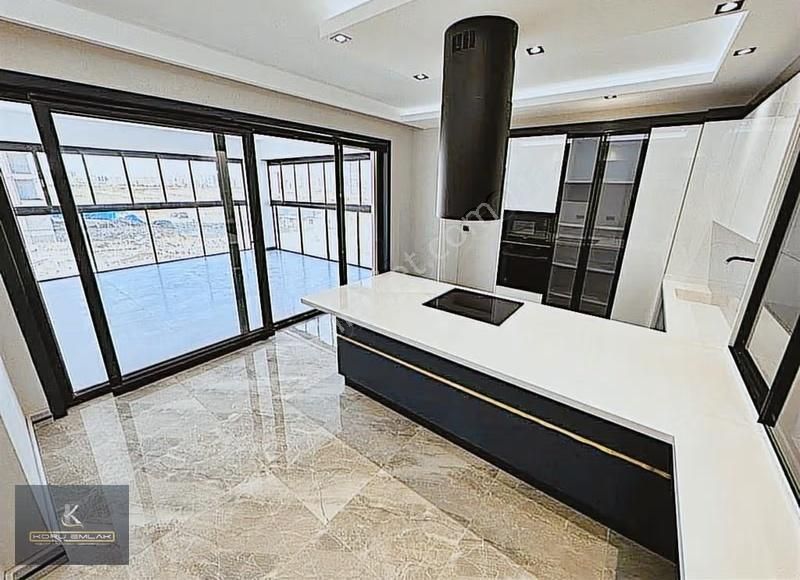 Ovacık Mahallesinde Ultra Lüks Yapı Yerden Isıtma Ada Mutfaklı - Görsel 15