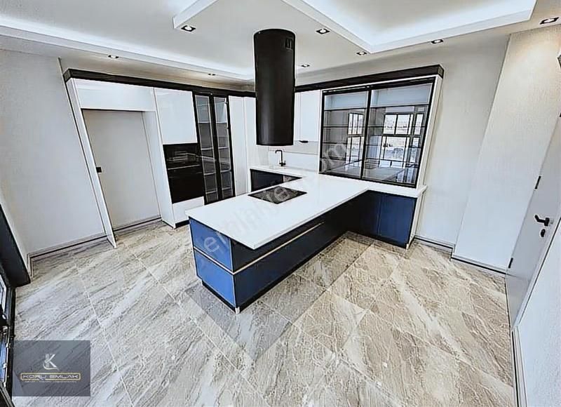 Ovacık Mahallesinde Ultra Lüks Yapı Yerden Isıtma Ada Mutfaklı