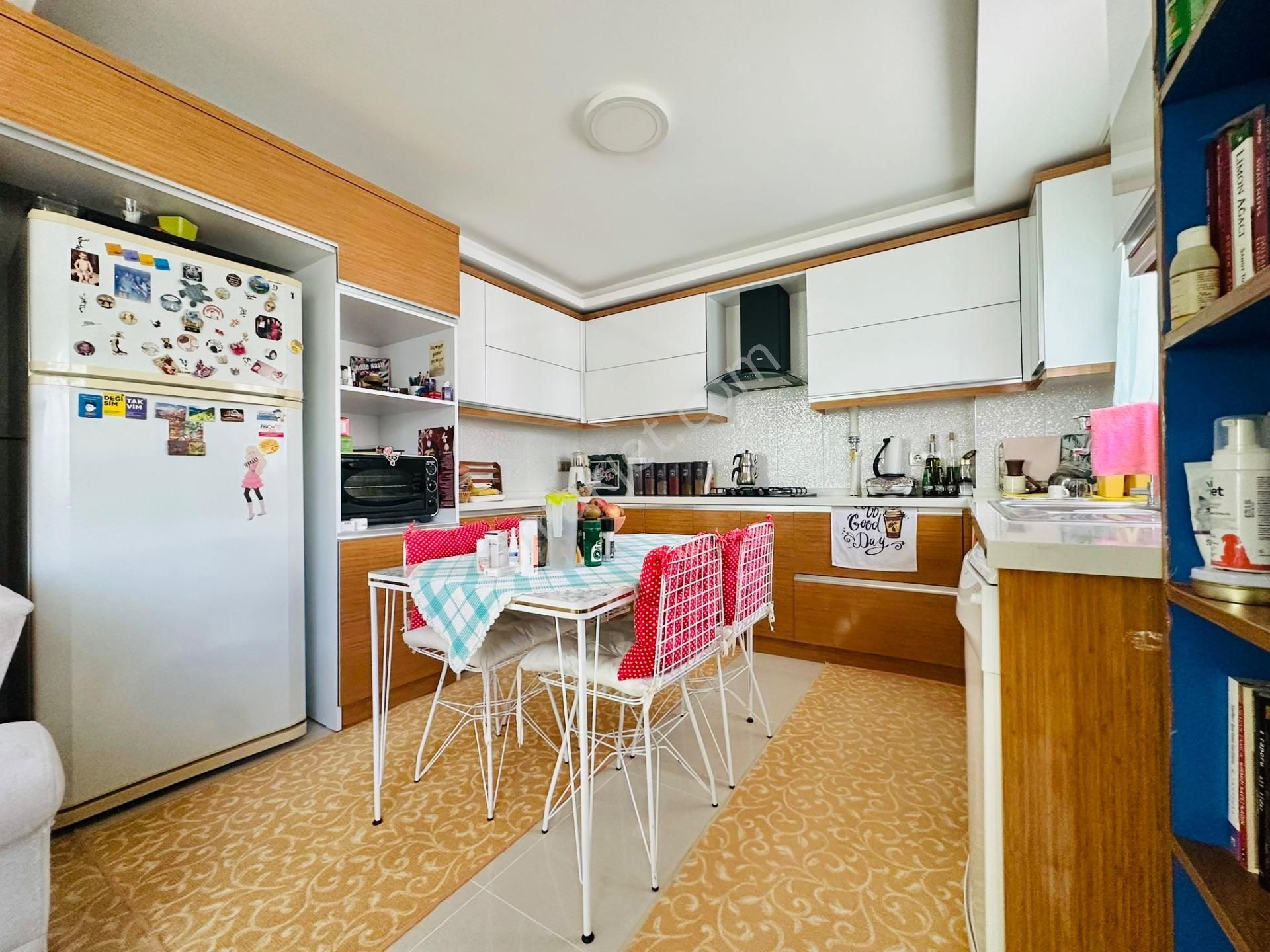 Ege Mah. Havuzlu Site İçinde Geniş Bakımlı 2+1 Daire Satılık - Görsel 11