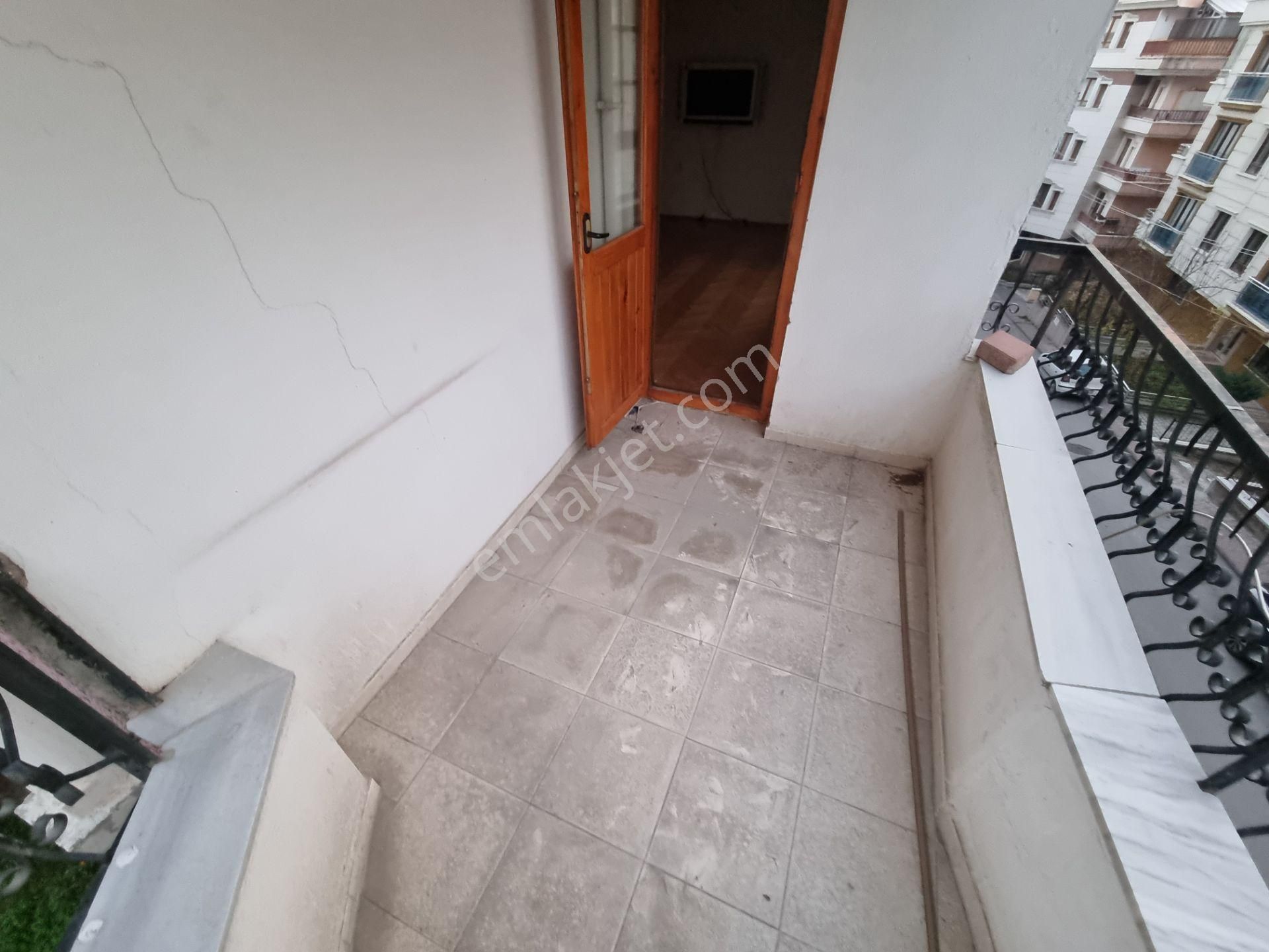 Kardeşler'de 3+1 Ara Katta Köşe Başı Açık Cephe Kombili 3balkonlu - Görsel 14