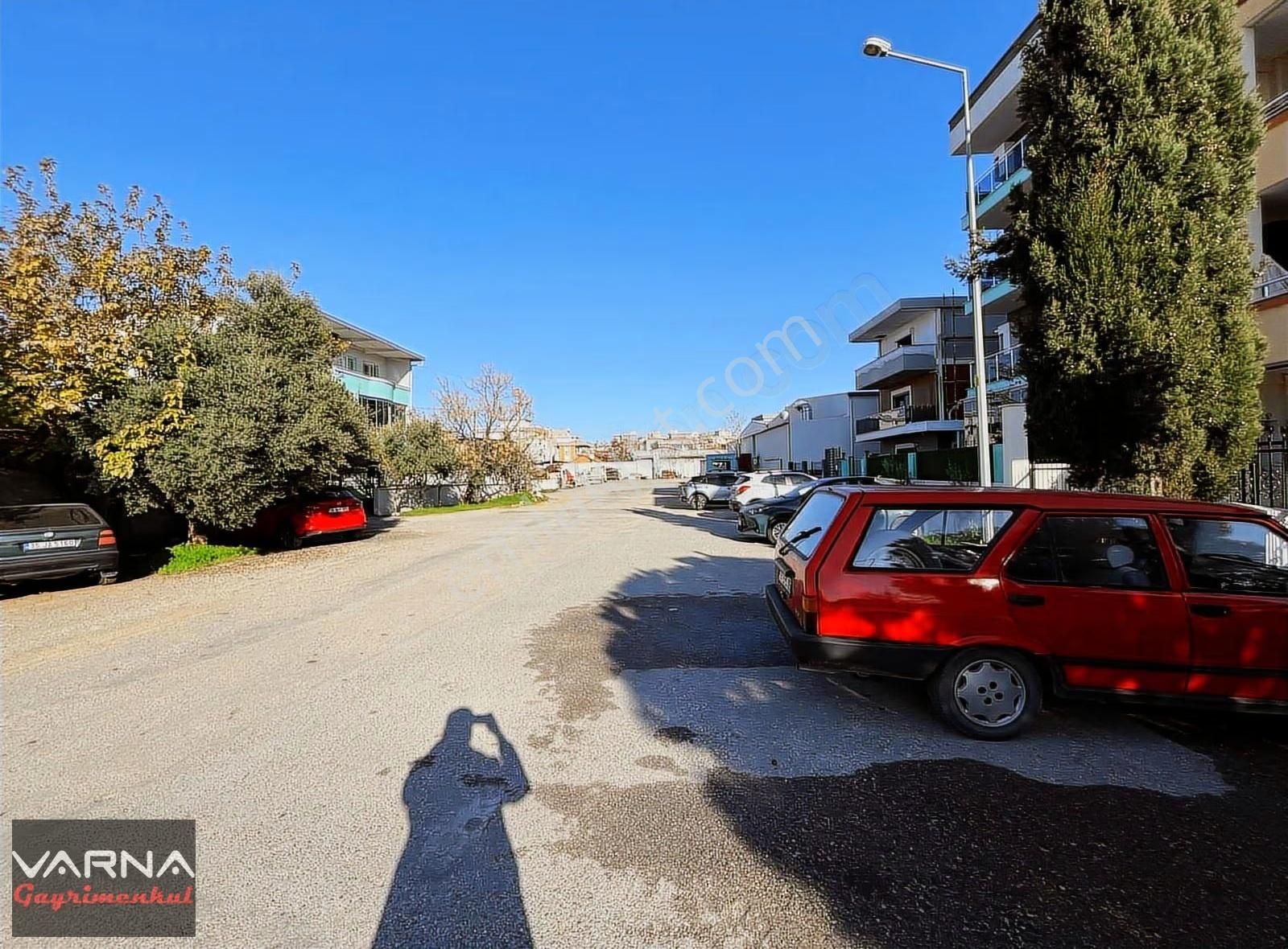 Menderes Cüneytbey Mahallesi Kiralık Doğalgazlı 180 M2 Dükkan - Görsel 7