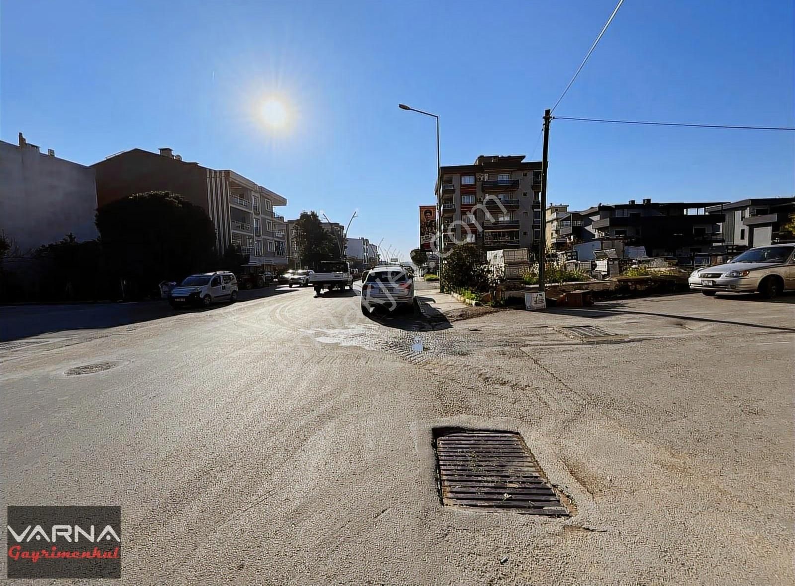 Menderes Cüneytbey Mahallesi Kiralık Doğalgazlı 180 M2 Dükkan - Görsel 19