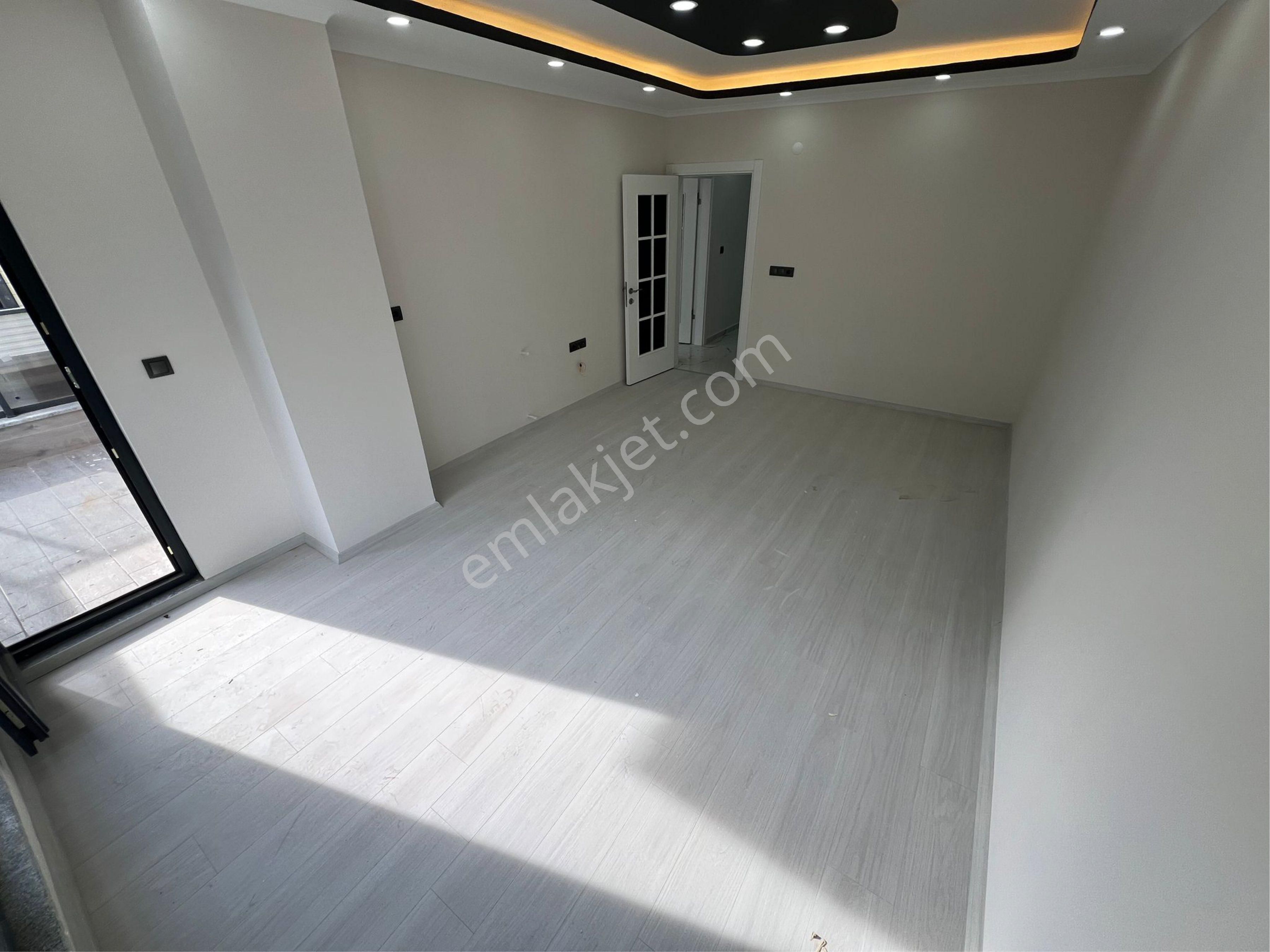 Fırsat!!! Cemre Emlak'tan Sıfır Ebeveyn Banyolu Ön Cephe Satılık 2+1 Daire - Görsel 8