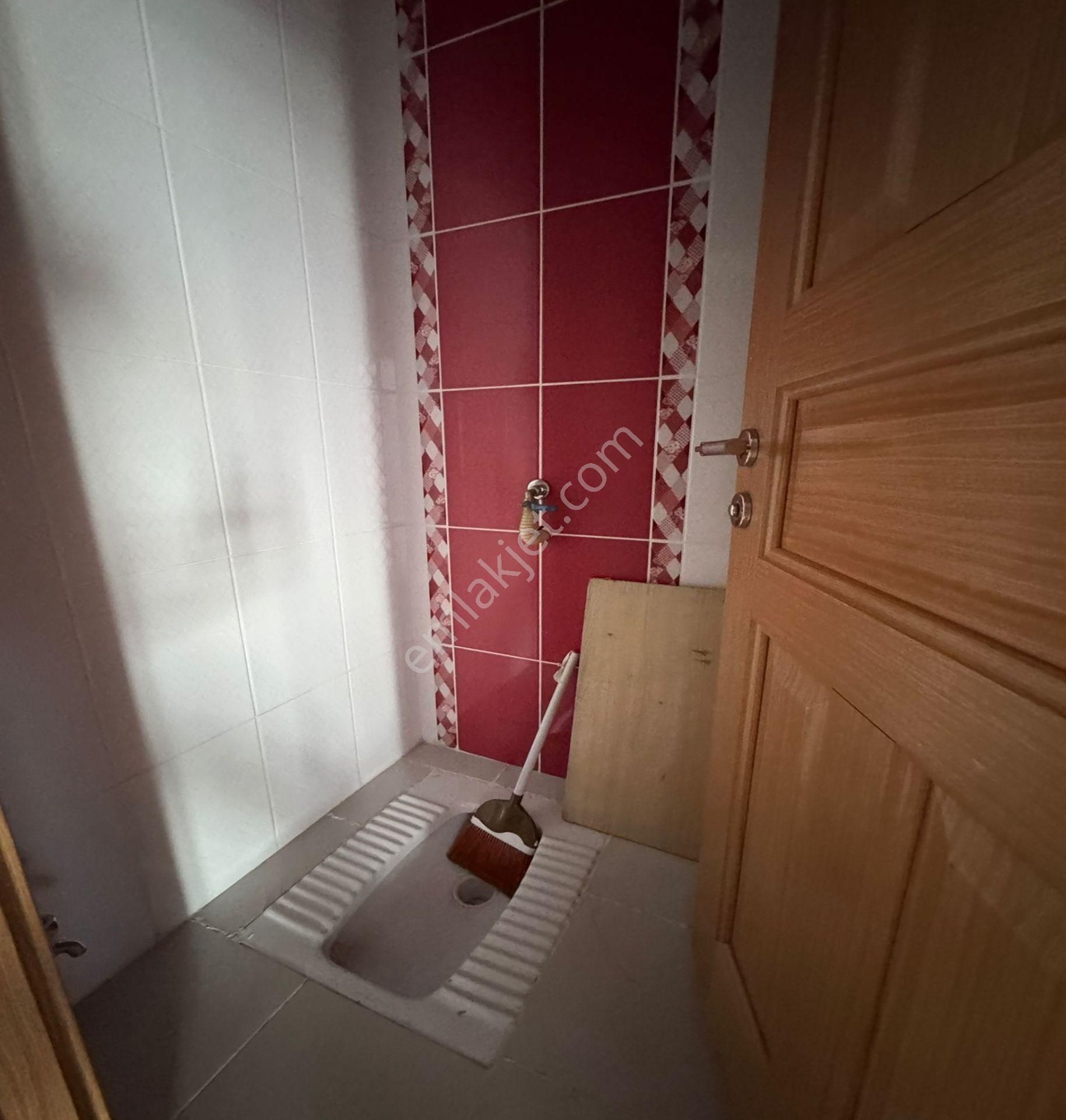 Beylikdüzü Yakuplu Da Satılık 2+1 Arakat Metrobüse Yürüme 2 Dk - Görsel 29