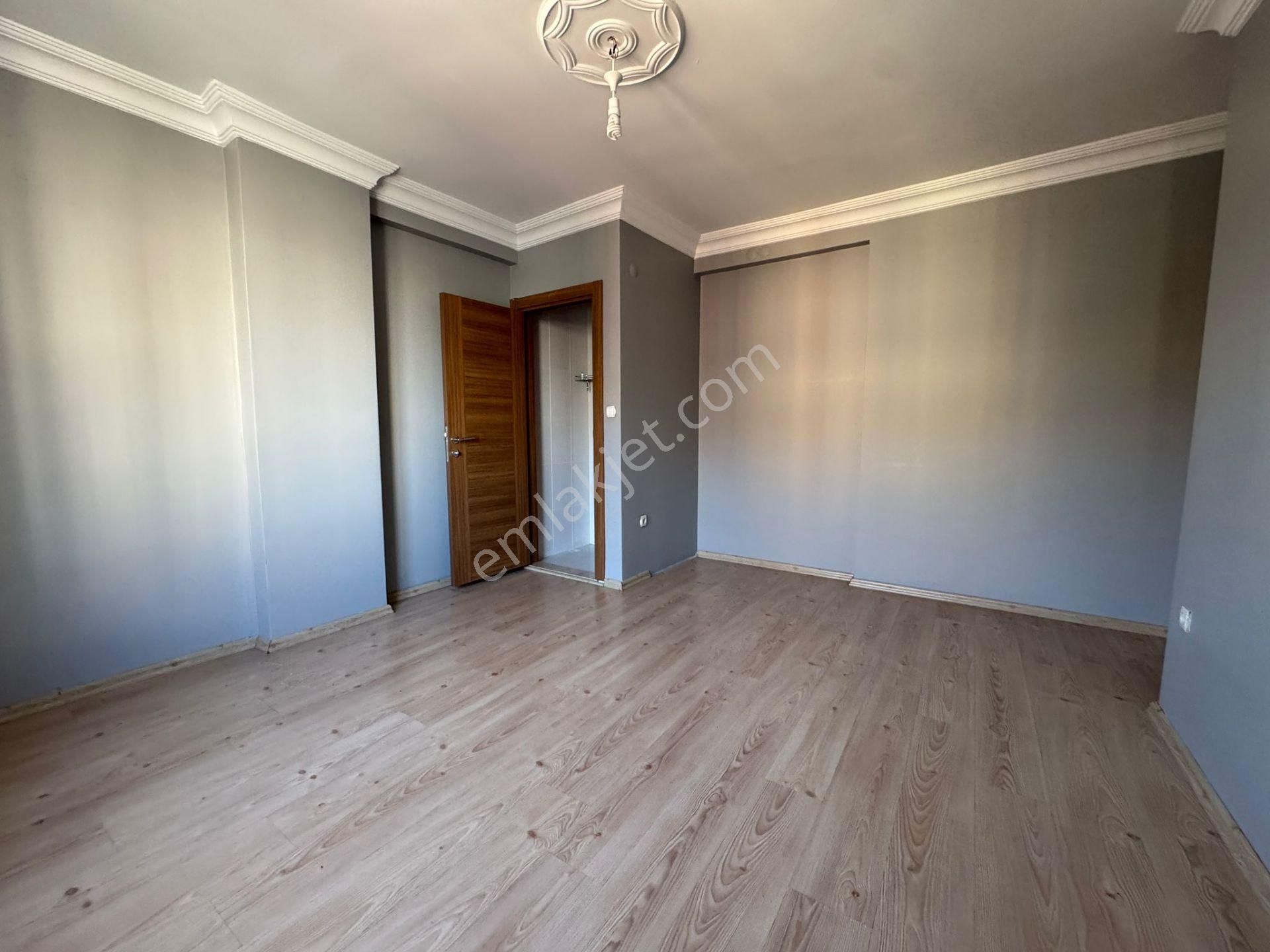 Beylikdüzü Yakuplu Da Satılık 2+1 Arakat Metrobüse Yürüme 2 Dk - Görsel 23