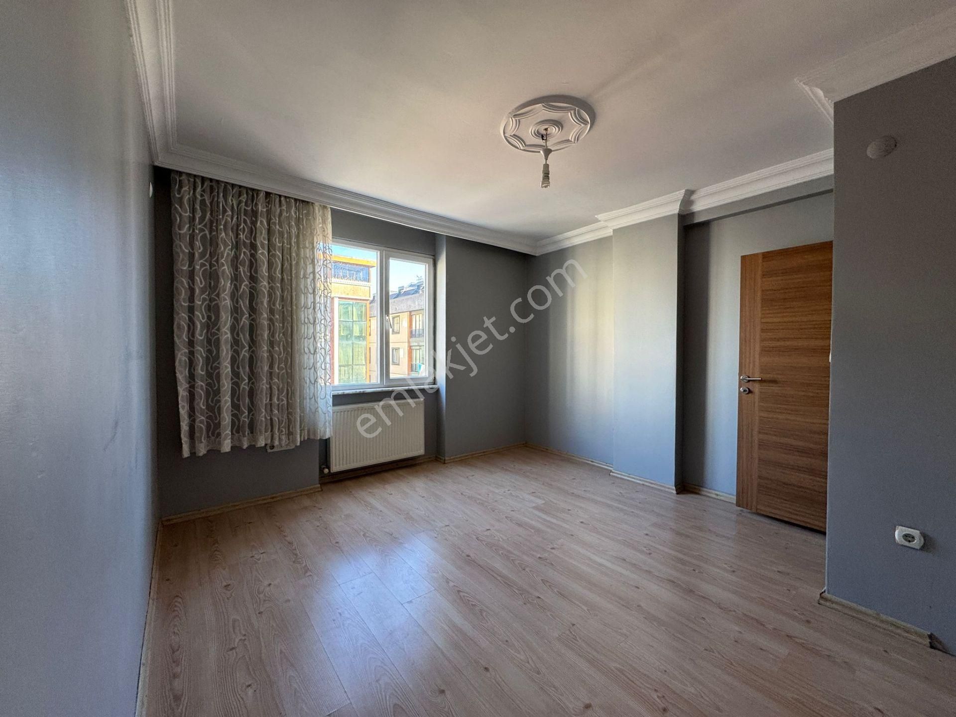 Beylikdüzü Yakuplu Da Satılık 2+1 Arakat Metrobüse Yürüme 2 Dk - Görsel 20