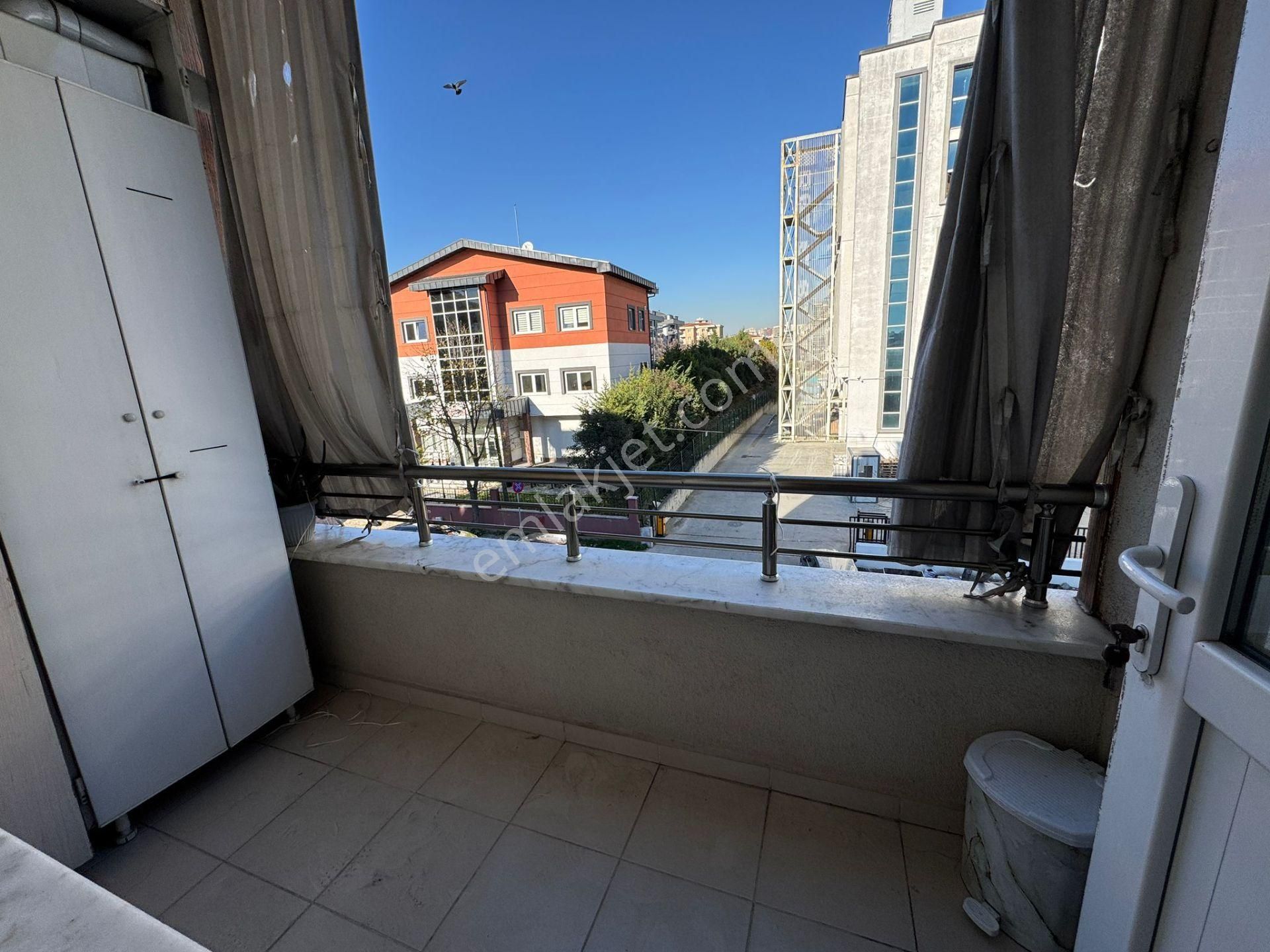 Beylikdüzü Yakuplu Da Satılık 2+1 Arakat Metrobüse Yürüme 2 Dk - Görsel 15