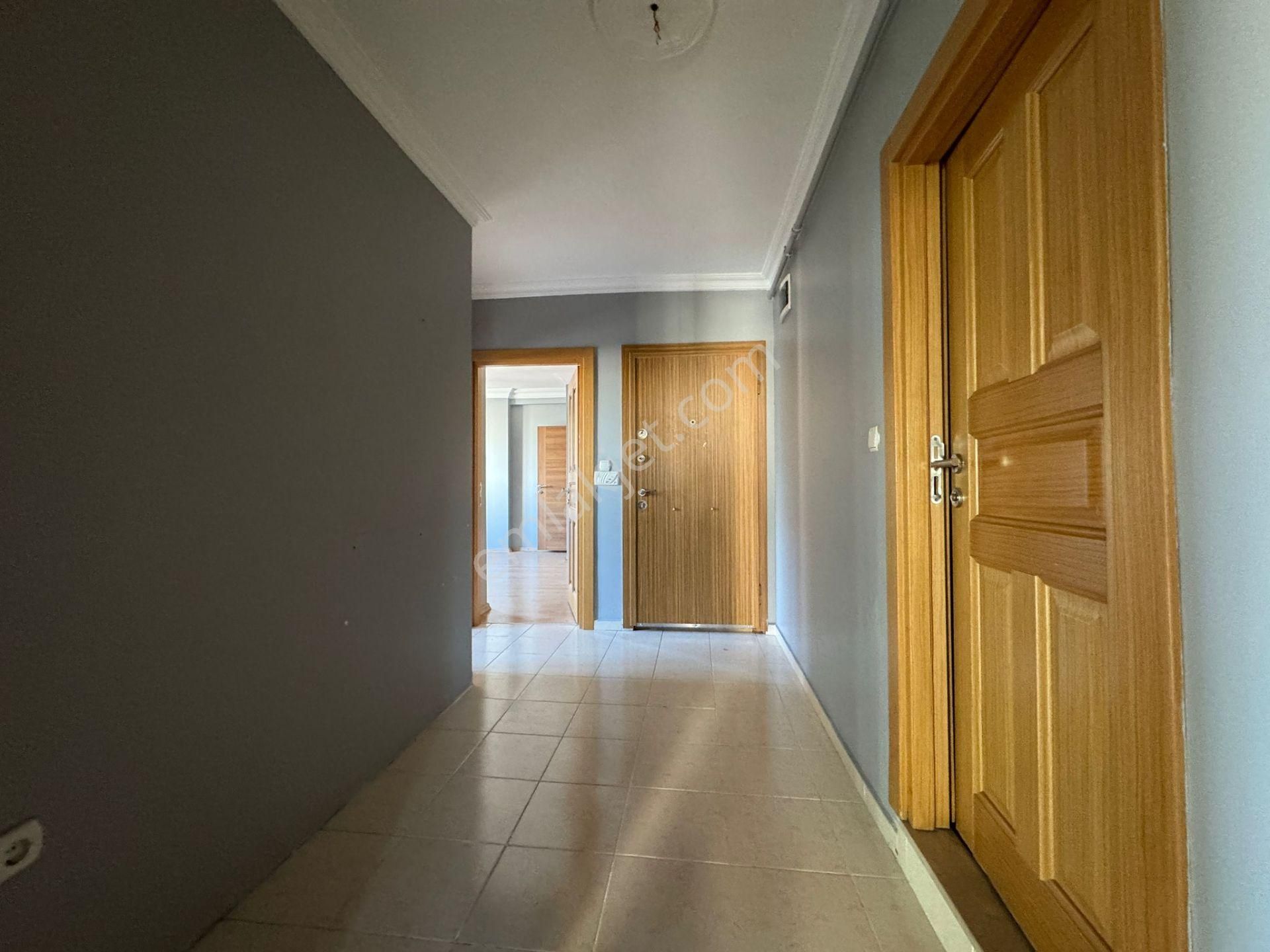 Beylikdüzü Yakuplu Da Satılık 2+1 Arakat Metrobüse Yürüme 2 Dk - Görsel 7