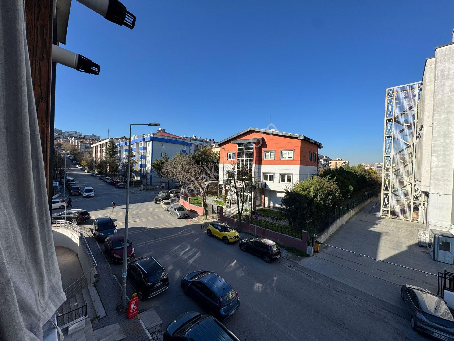 Beylikdüzü Yakuplu Da Satılık 2+1 Arakat Metrobüse Yürüme 2 Dk - Görsel 17