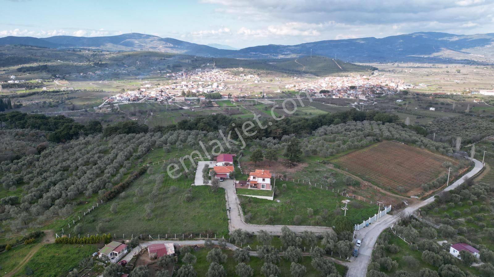 Egenin İncisi Kirazlıda Ticari Ruhsatıda Olan Muhteşem Çiftlik - Görsel 34