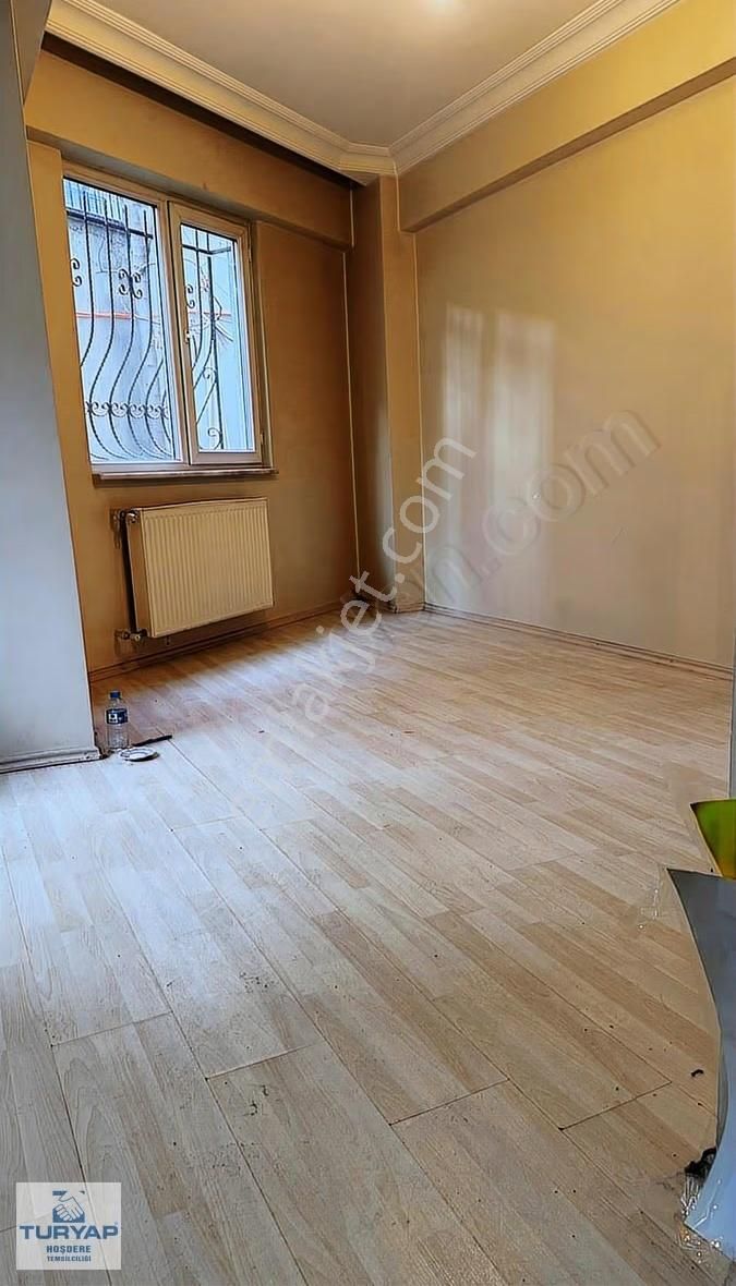 Hürriyet Mahallesi Merkezi Konum Kiralık 1+1 Boş Daire - Görsel 4