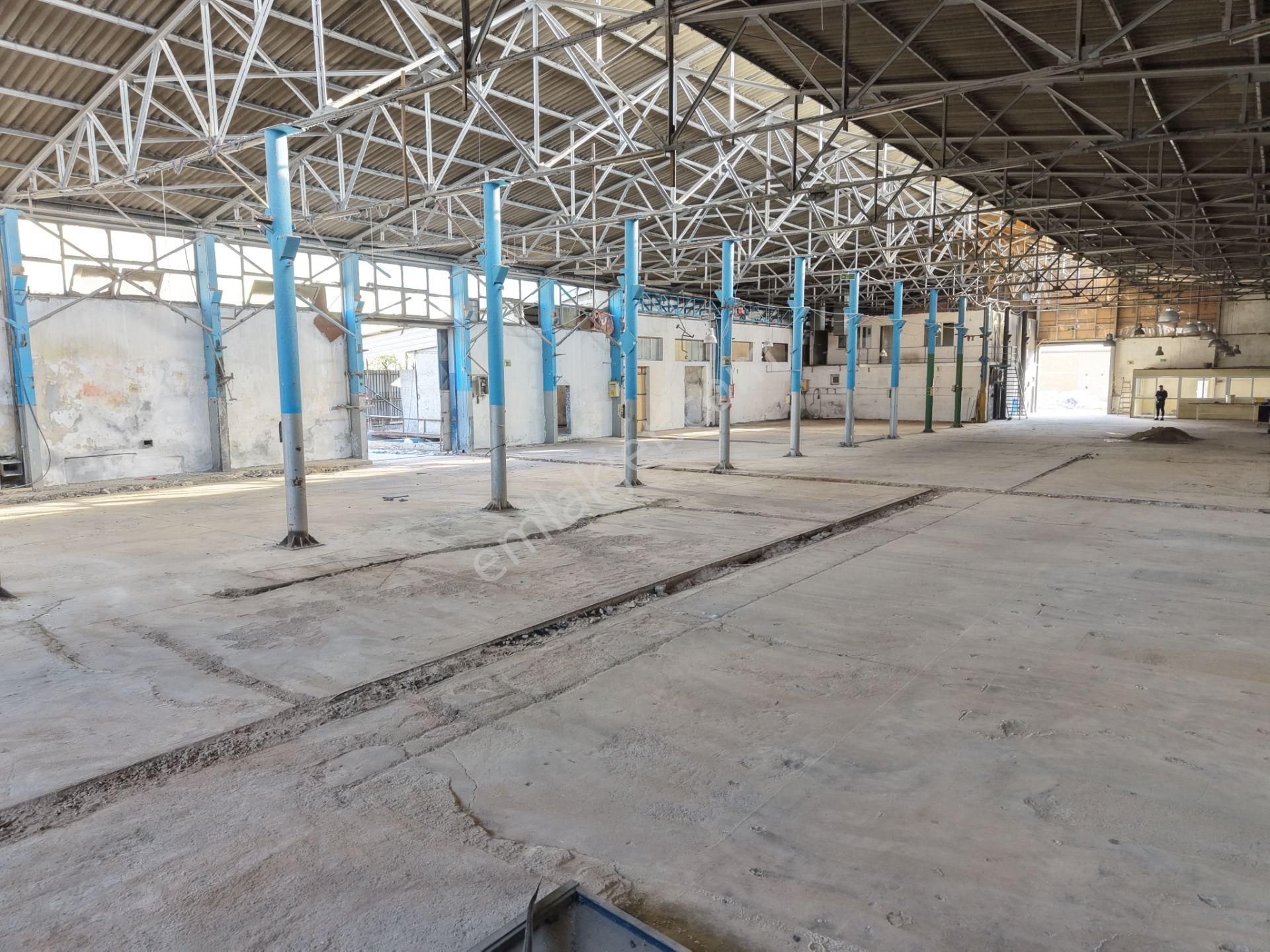 Bornova Pınarbaşı'nda Satılık 2683 M² Depo/antrepo - Görsel 24